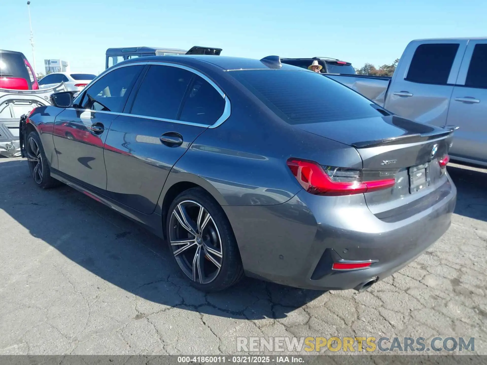 3 fotografías del automóvil dañado WBA5R7C06MFL21234 BMW 330I 2021