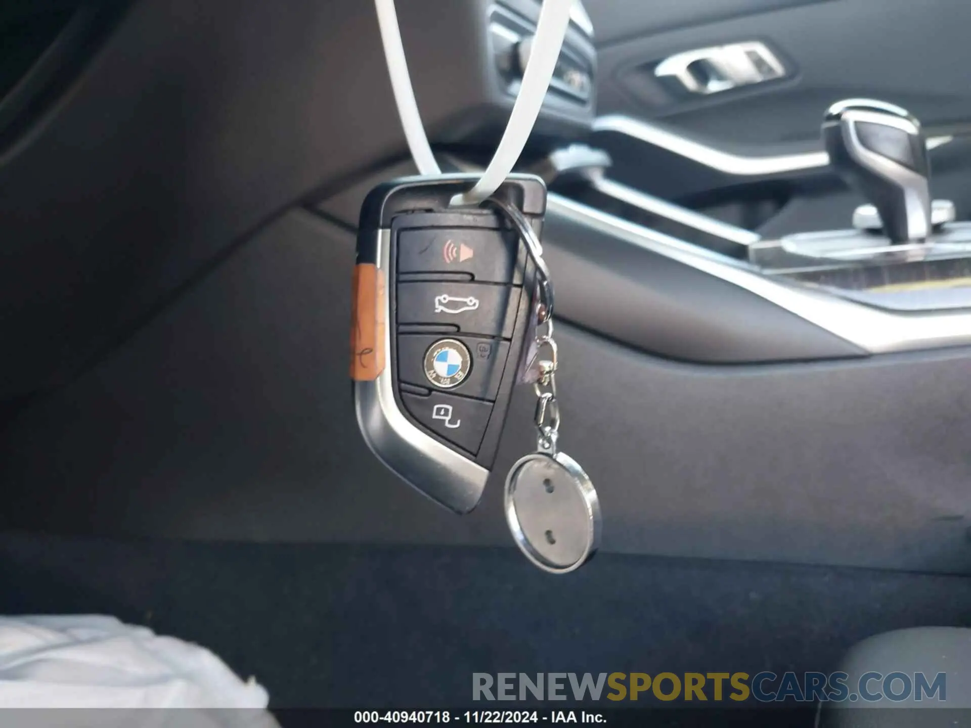 11 fotografías del automóvil dañado 3MW5R1J00N8C46573 BMW 330I 2022