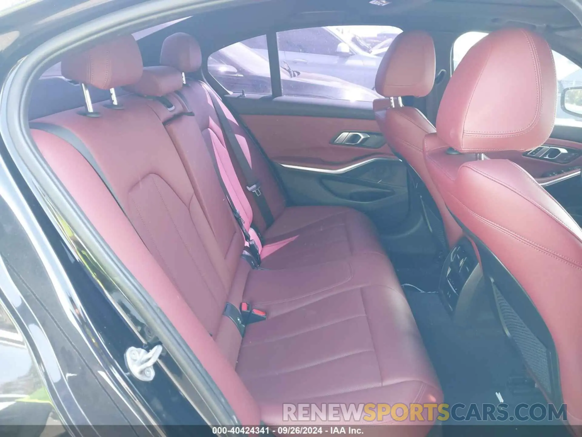 8 fotografías del automóvil dañado 3MW5R1J03N8C25507 BMW 330I 2022