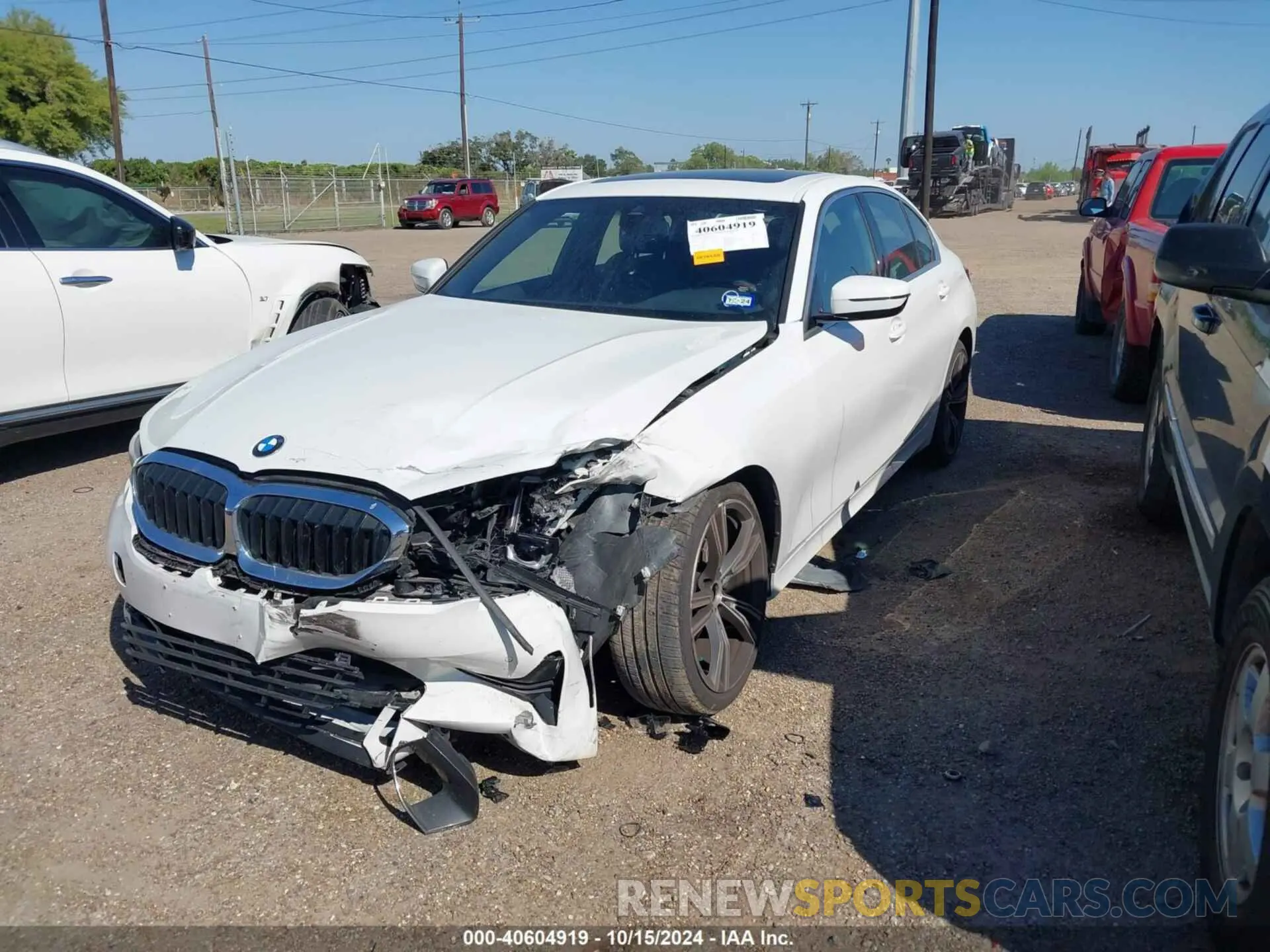 2 fotografías del automóvil dañado 3MW5R1J03N8C42775 BMW 330I 2022