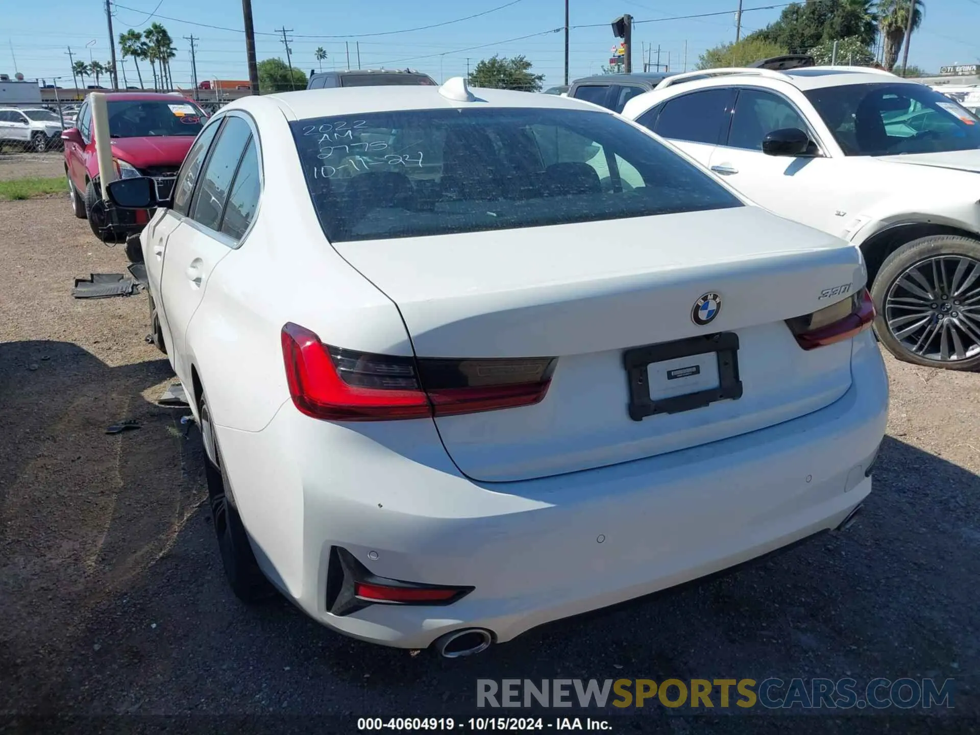3 fotografías del automóvil dañado 3MW5R1J03N8C42775 BMW 330I 2022