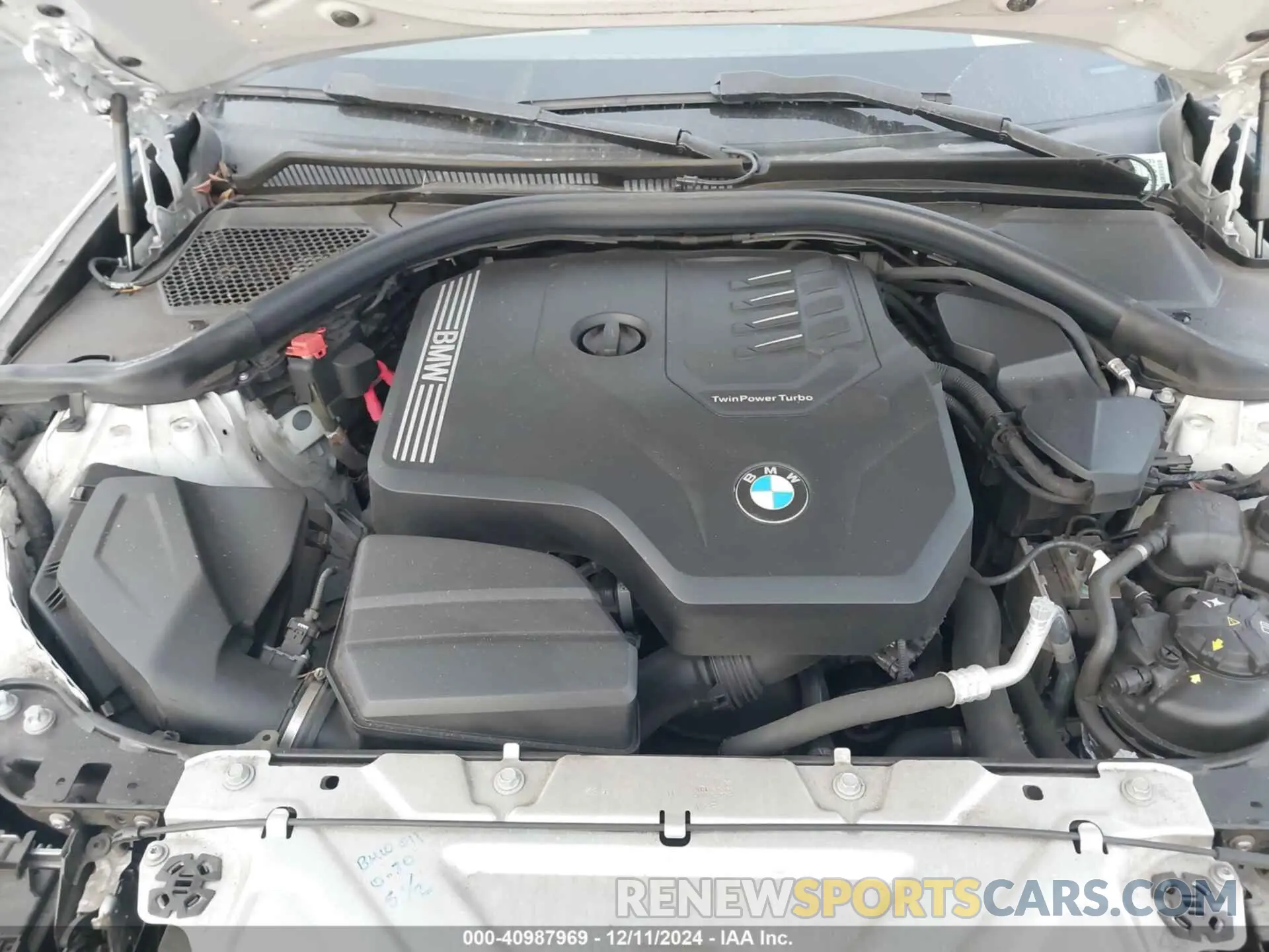 10 fotografías del automóvil dañado 3MW5R1J04N8C63974 BMW 330I 2022