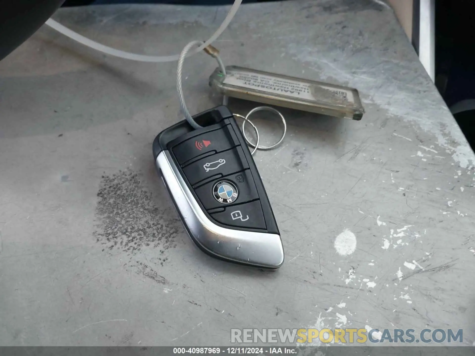 11 fotografías del automóvil dañado 3MW5R1J04N8C63974 BMW 330I 2022