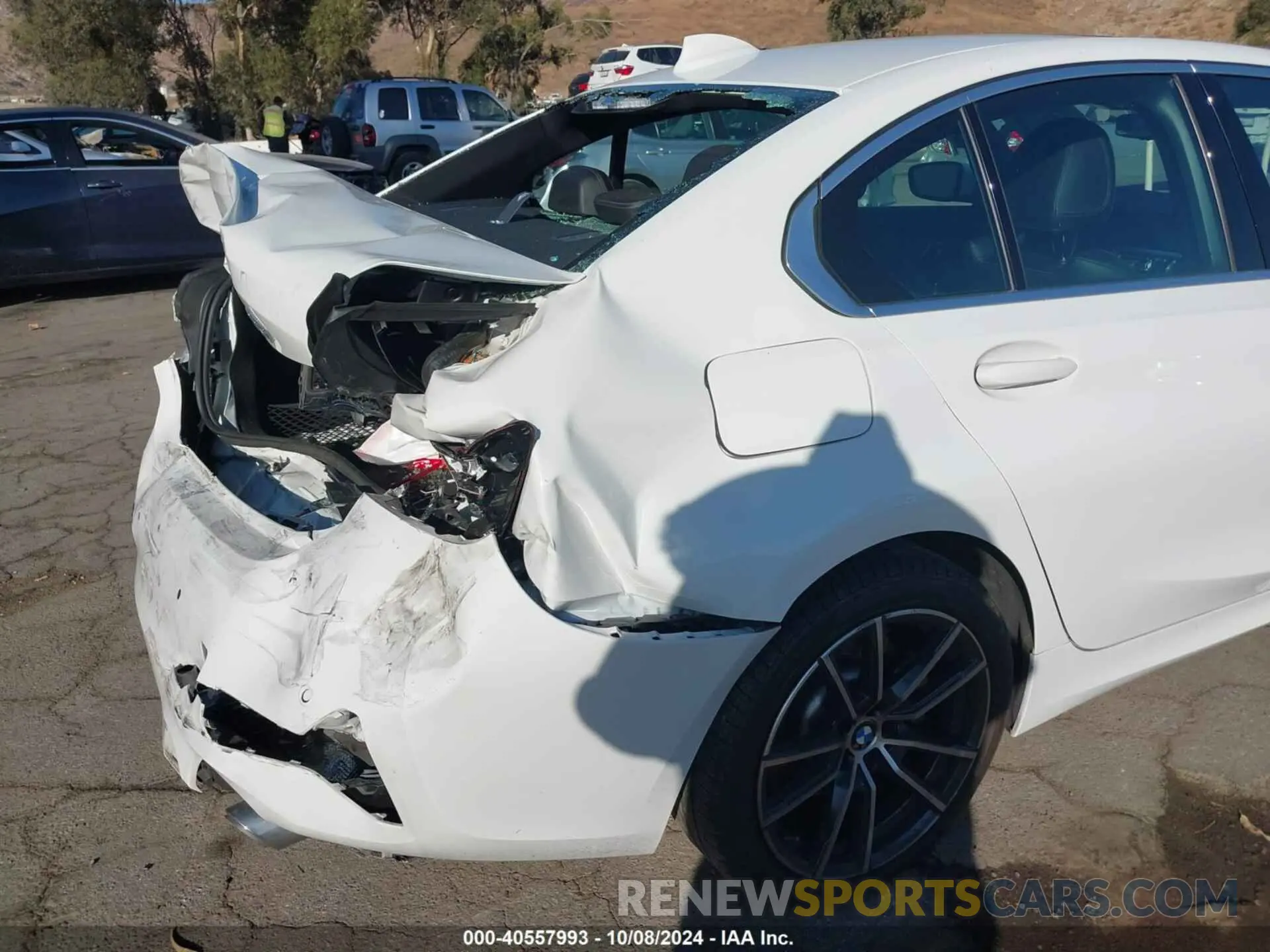 18 fotografías del automóvil dañado 3MW5R1J05N8C53583 BMW 330I 2022