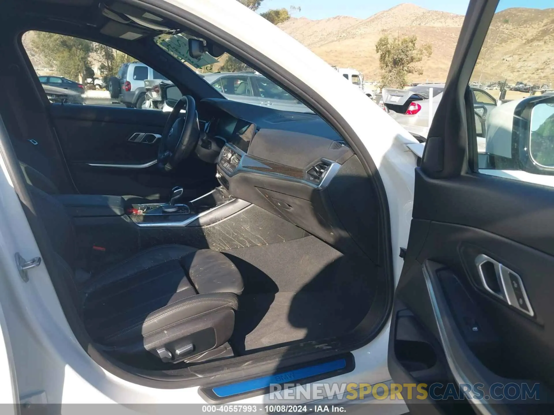 5 fotografías del automóvil dañado 3MW5R1J05N8C53583 BMW 330I 2022