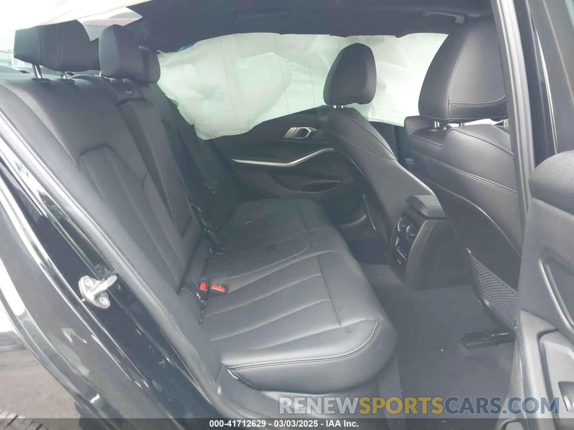 8 fotografías del automóvil dañado 3MW5R1J08N8C37393 BMW 330I 2022