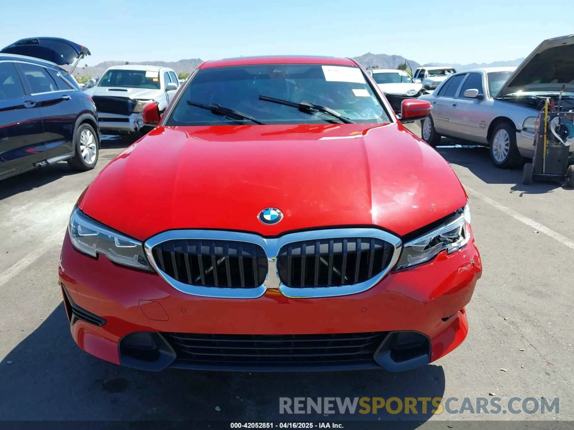 12 fotografías del automóvil dañado 3MW5R1J09N8C52274 BMW 330I 2022