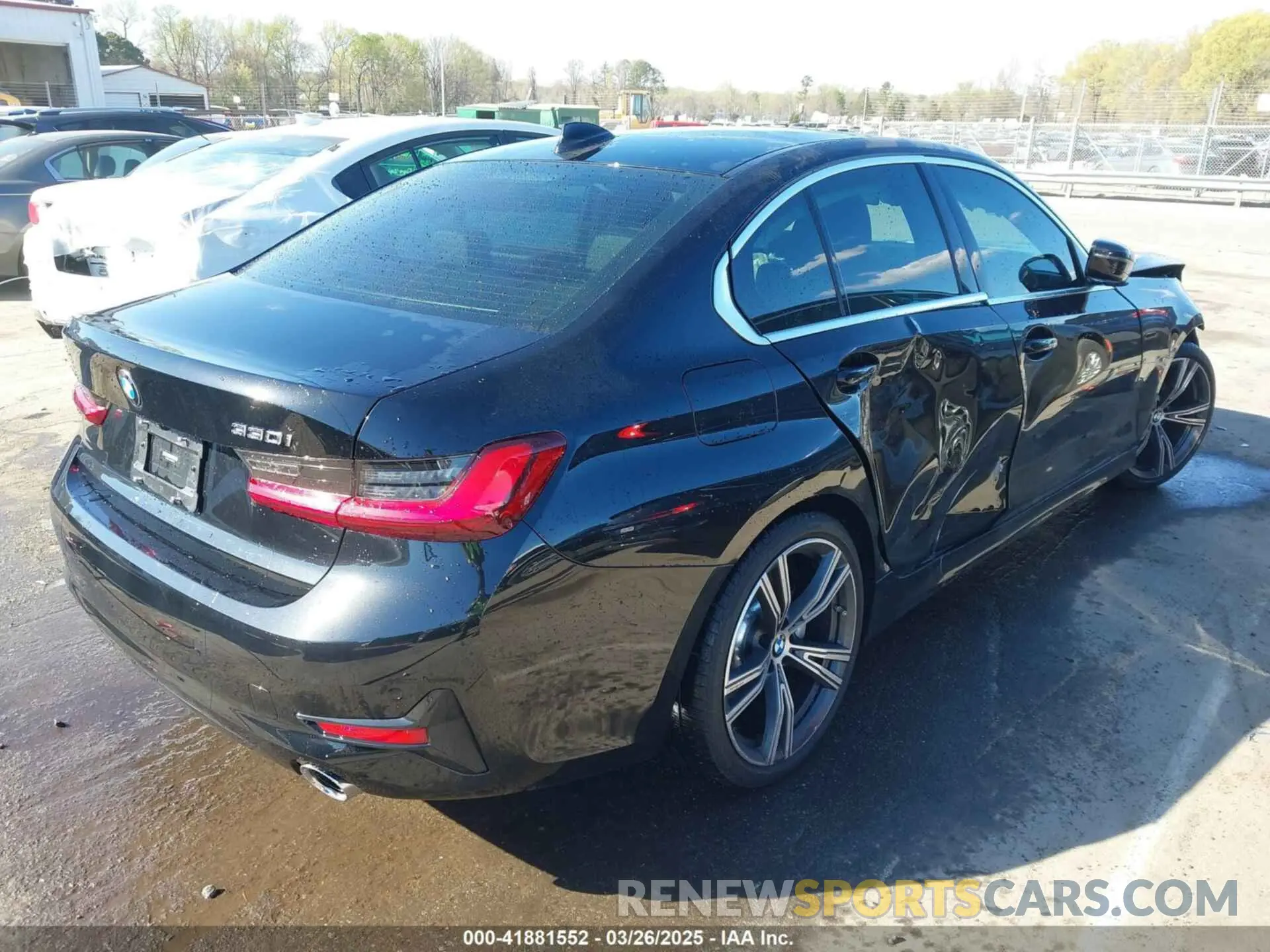 4 fotografías del automóvil dañado 3MW5R1J0XN8C30297 BMW 330I 2022
