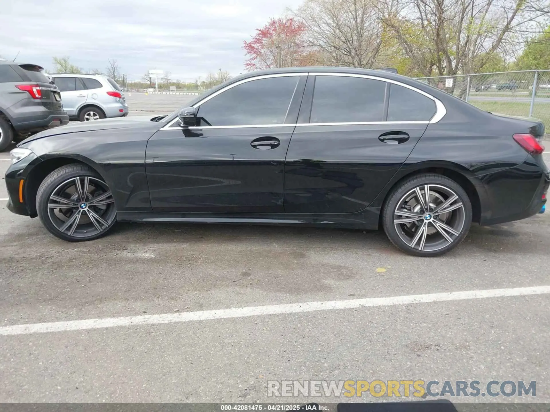 14 fotografías del automóvil dañado 3MW5R7J03N8C26594 BMW 330I 2022