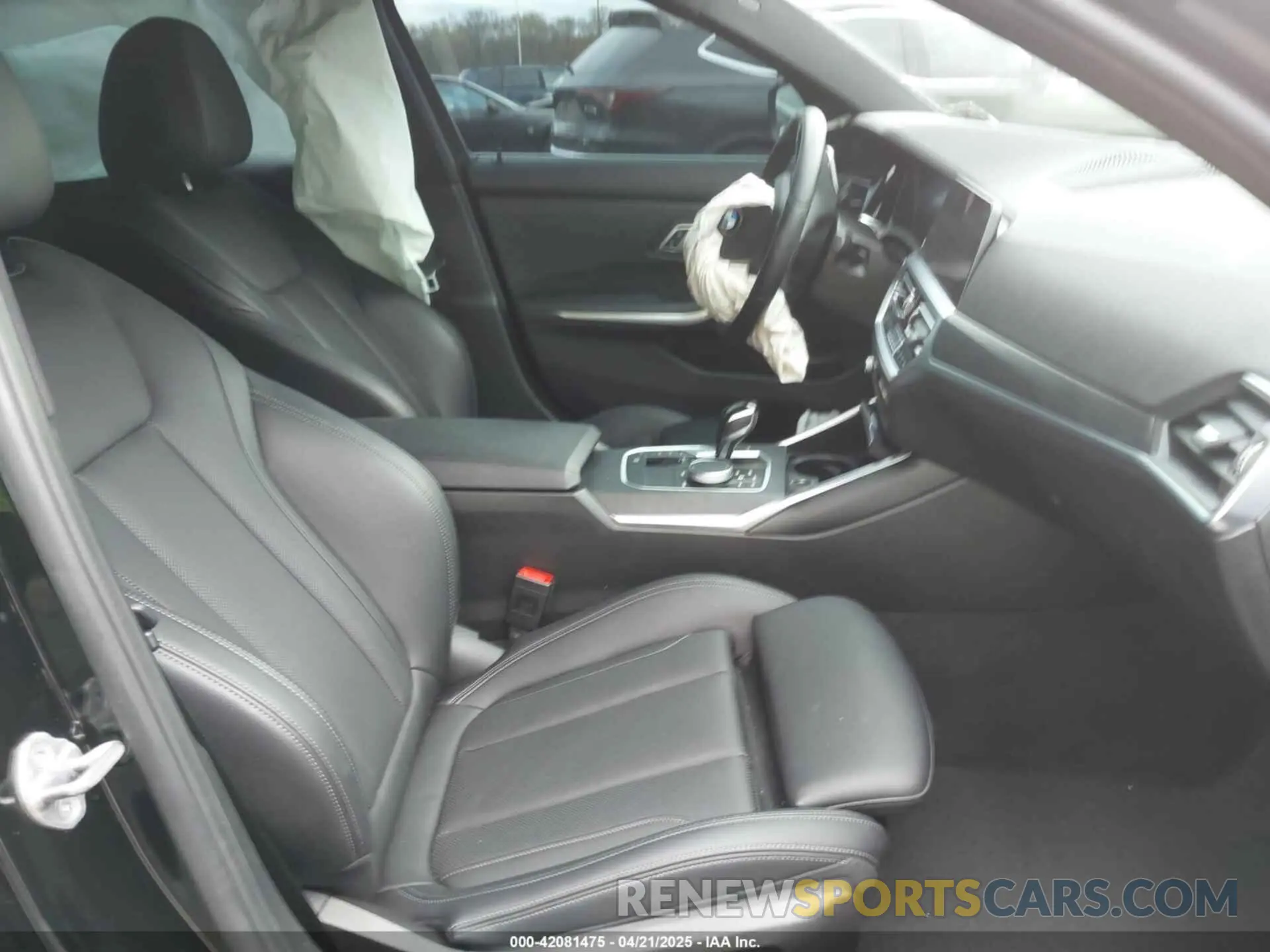 5 fotografías del automóvil dañado 3MW5R7J03N8C26594 BMW 330I 2022