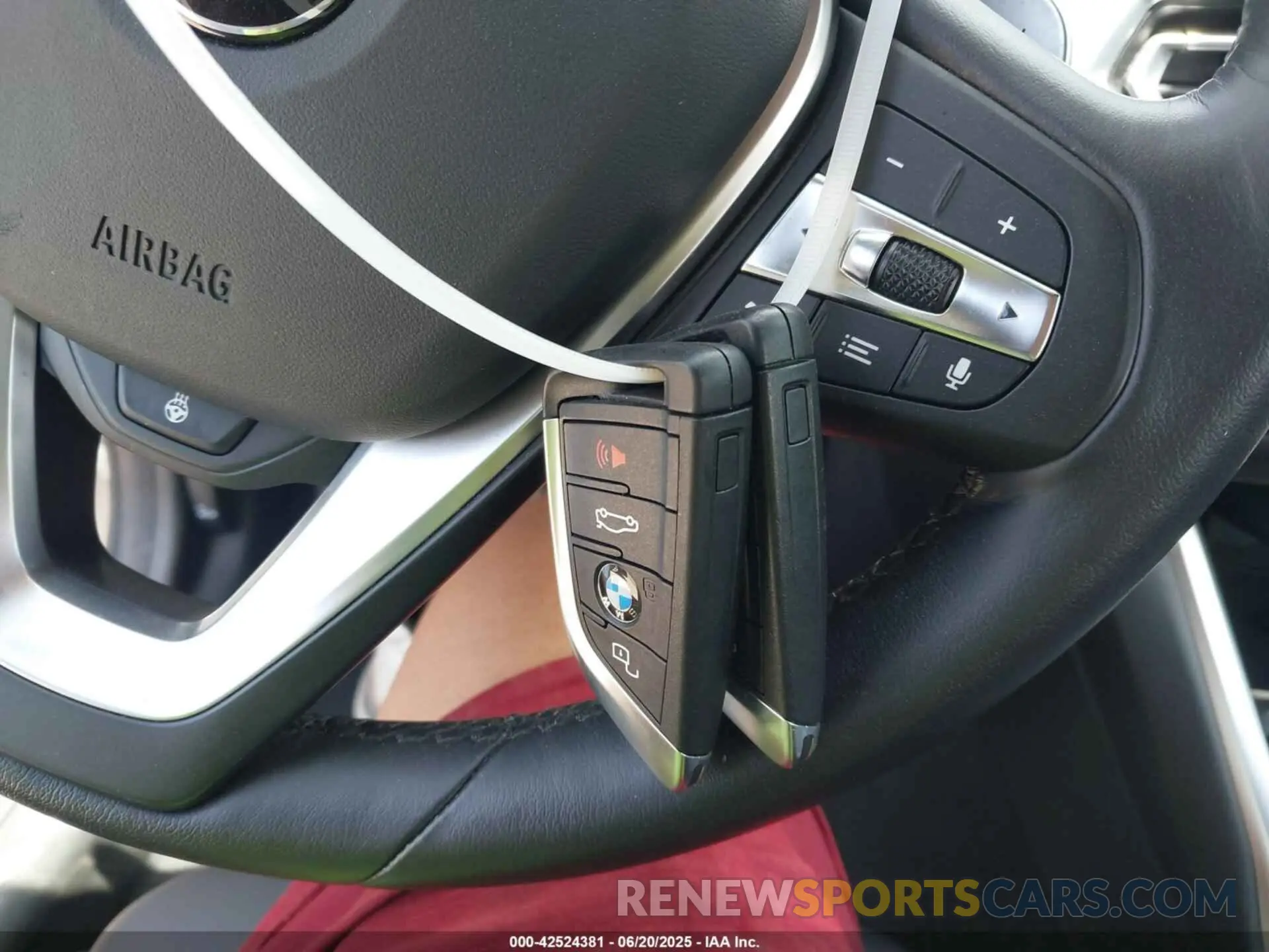 11 fotografías del automóvil dañado 3MW5R7J03N8C52967 BMW 330I 2022