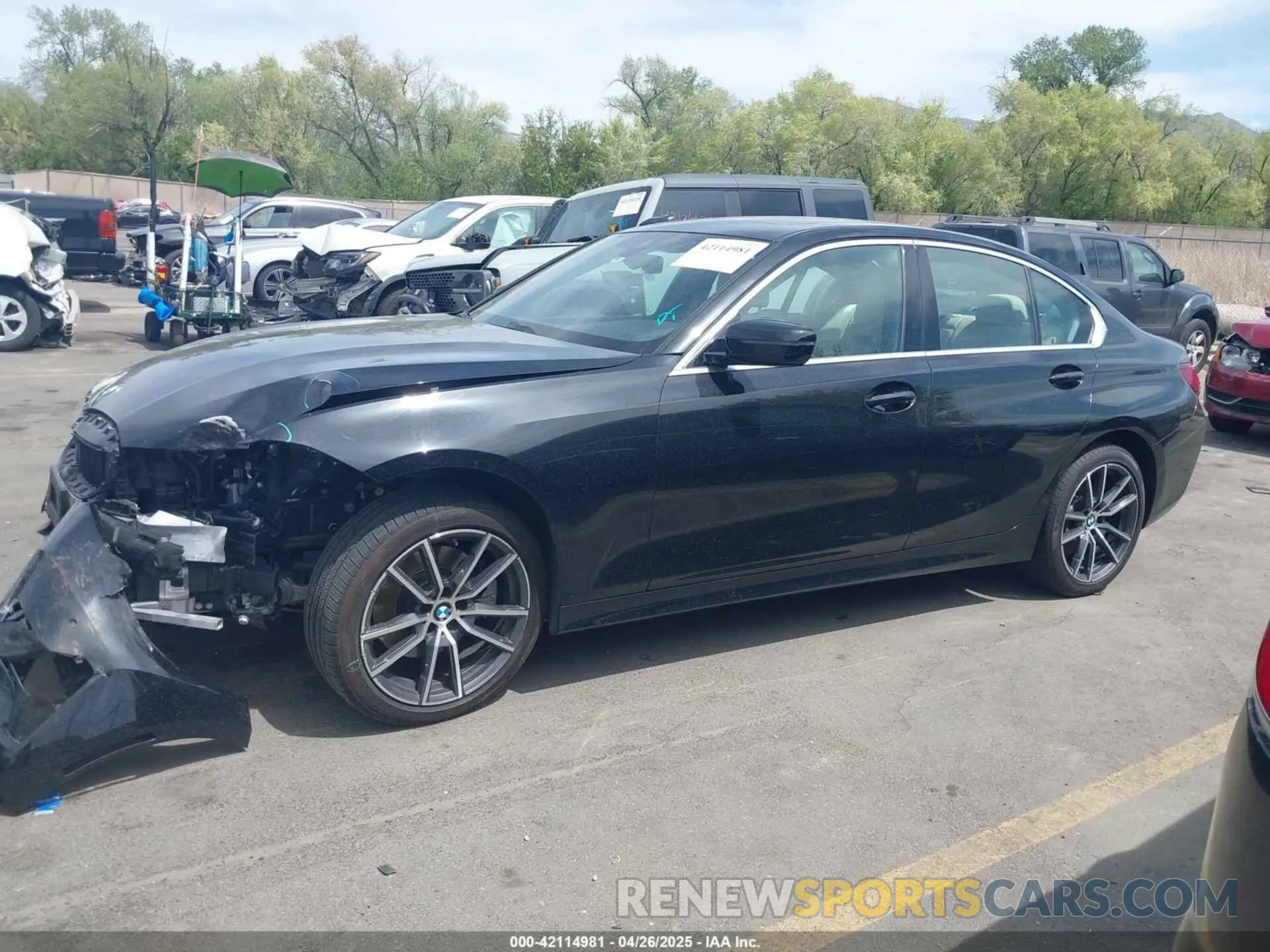 15 fotografías del automóvil dañado 3MW5R7J05N8C70113 BMW 330I 2022