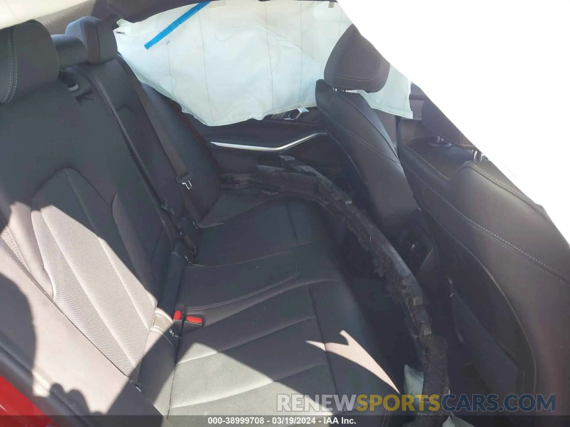8 fotografías del automóvil dañado 3MW5R7J0XN8C66171 BMW 330I 2022