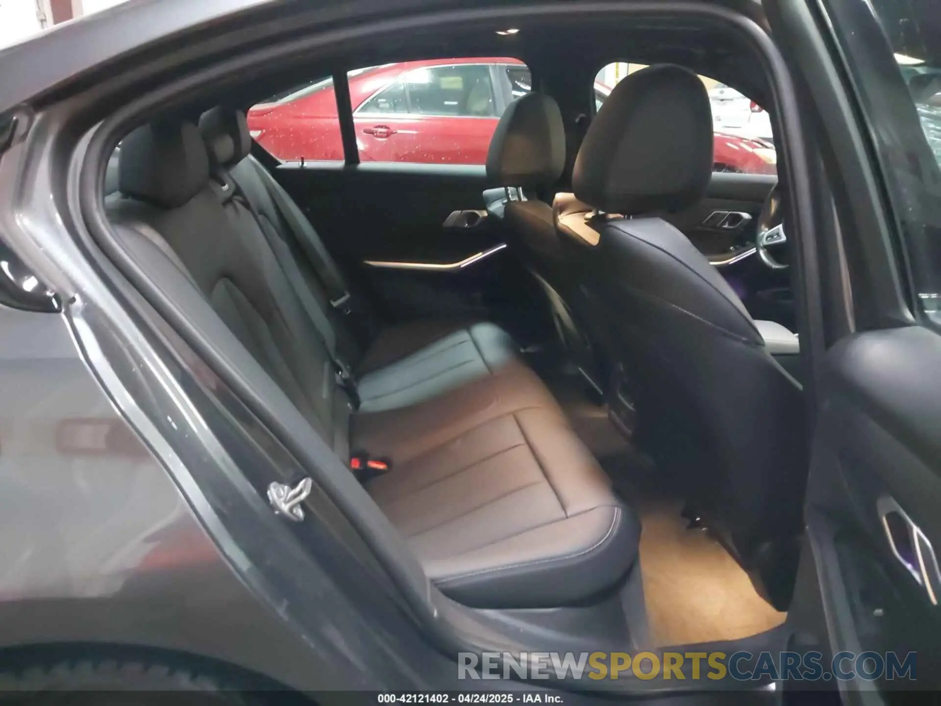 8 fotografías del automóvil dañado 3MW5R7J0XN8C70303 BMW 330I 2022