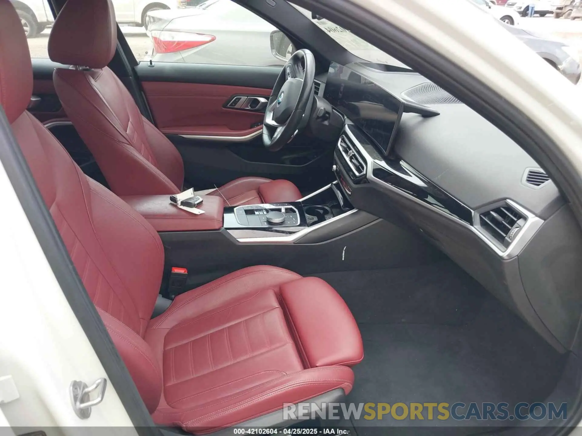 5 fotografías del automóvil dañado 3MW69FF00P8D11967 BMW 330I 2023