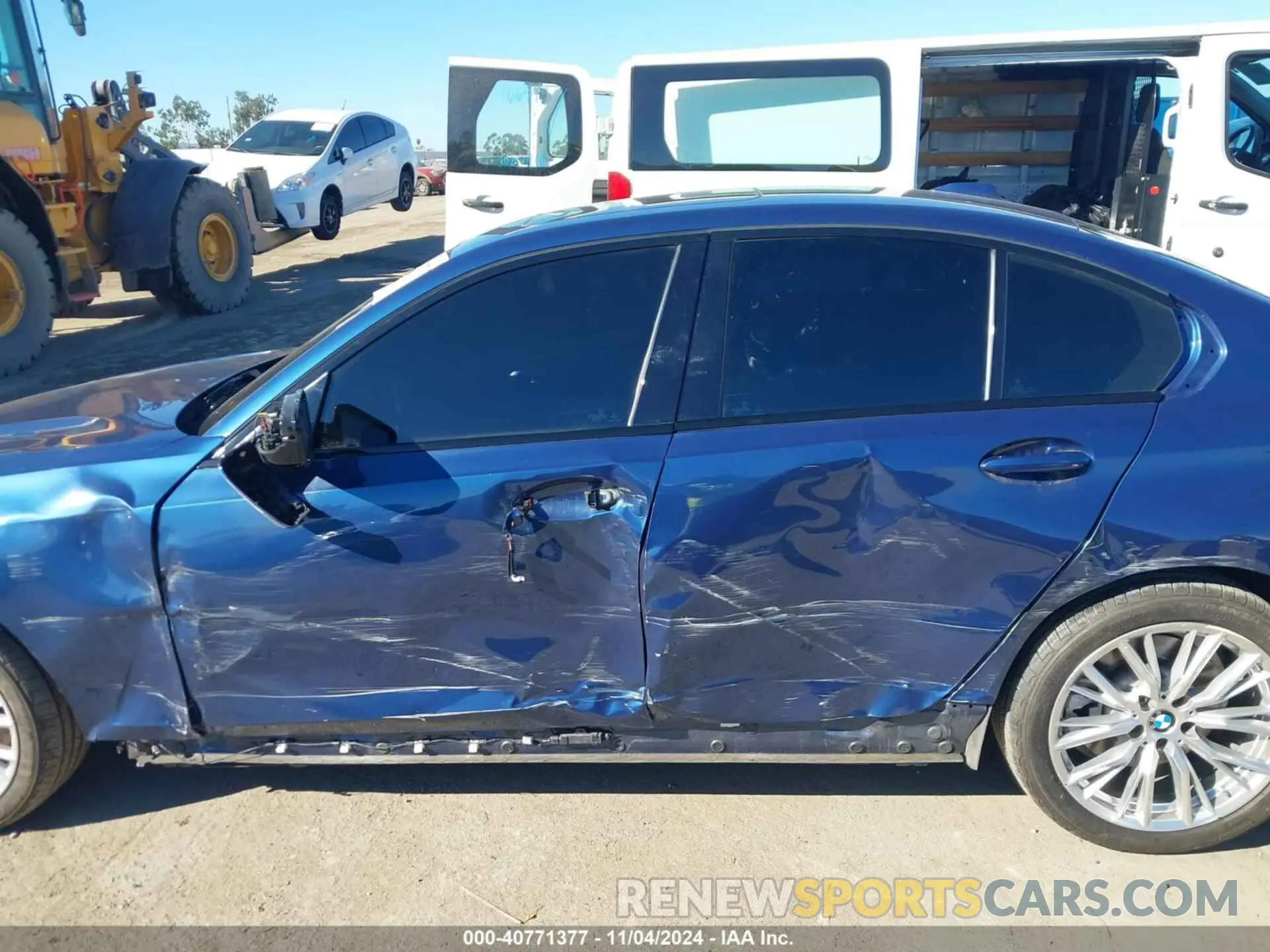 15 fotografías del automóvil dañado 3MW69FF01P8D02517 BMW 330I 2023