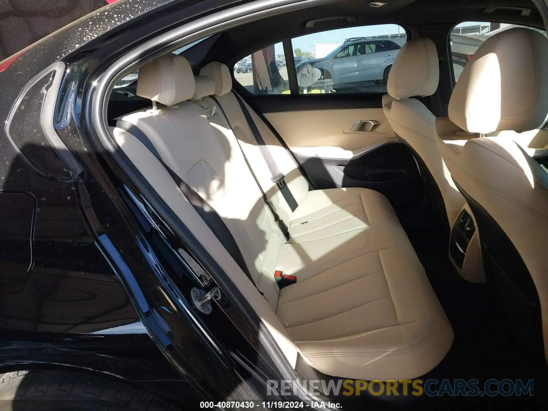8 fotografías del automóvil dañado 3MW69FF06P8D68805 BMW 330I 2023
