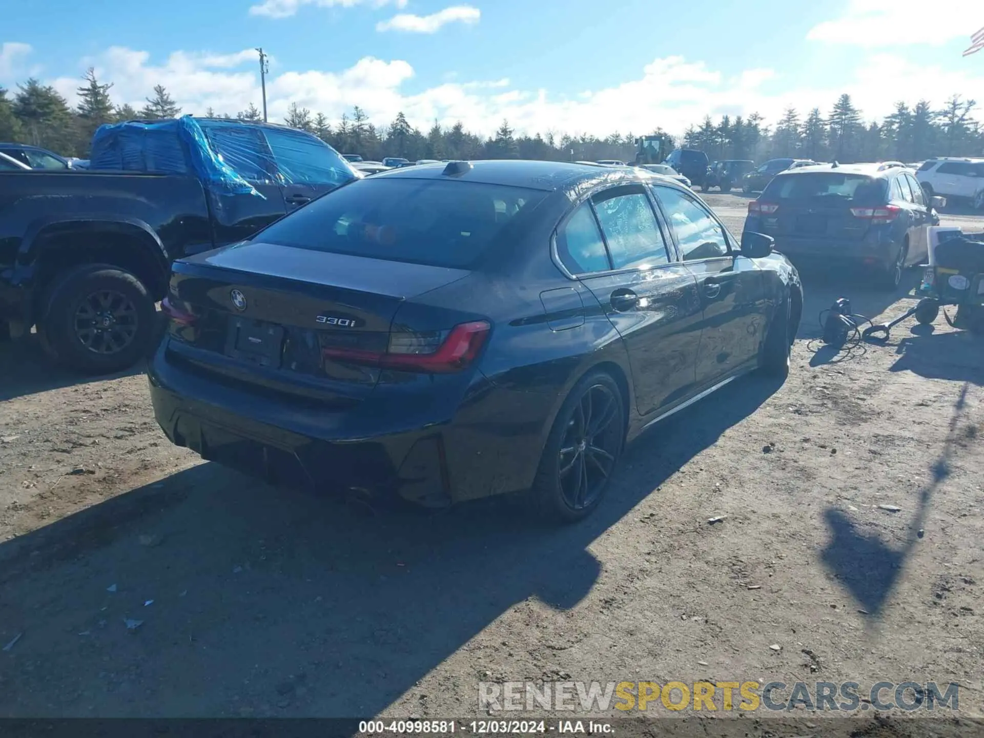 4 fotografías del automóvil dañado 3MW89FF01P8D04910 BMW 330I 2023