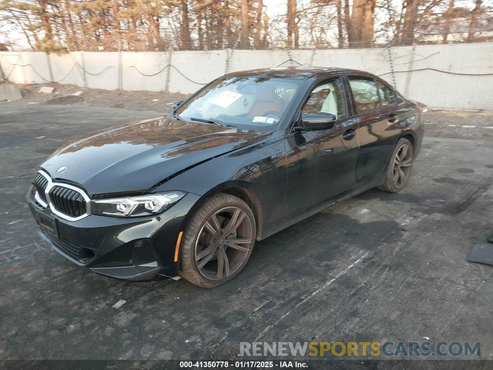 2 fotografías del automóvil dañado 3MW89FF04P8D21491 BMW 330I 2023