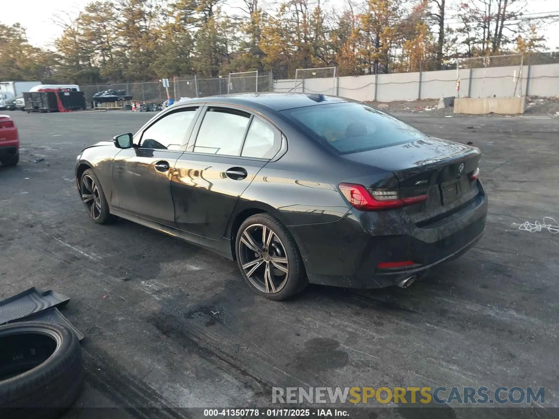 3 fotografías del automóvil dañado 3MW89FF04P8D21491 BMW 330I 2023