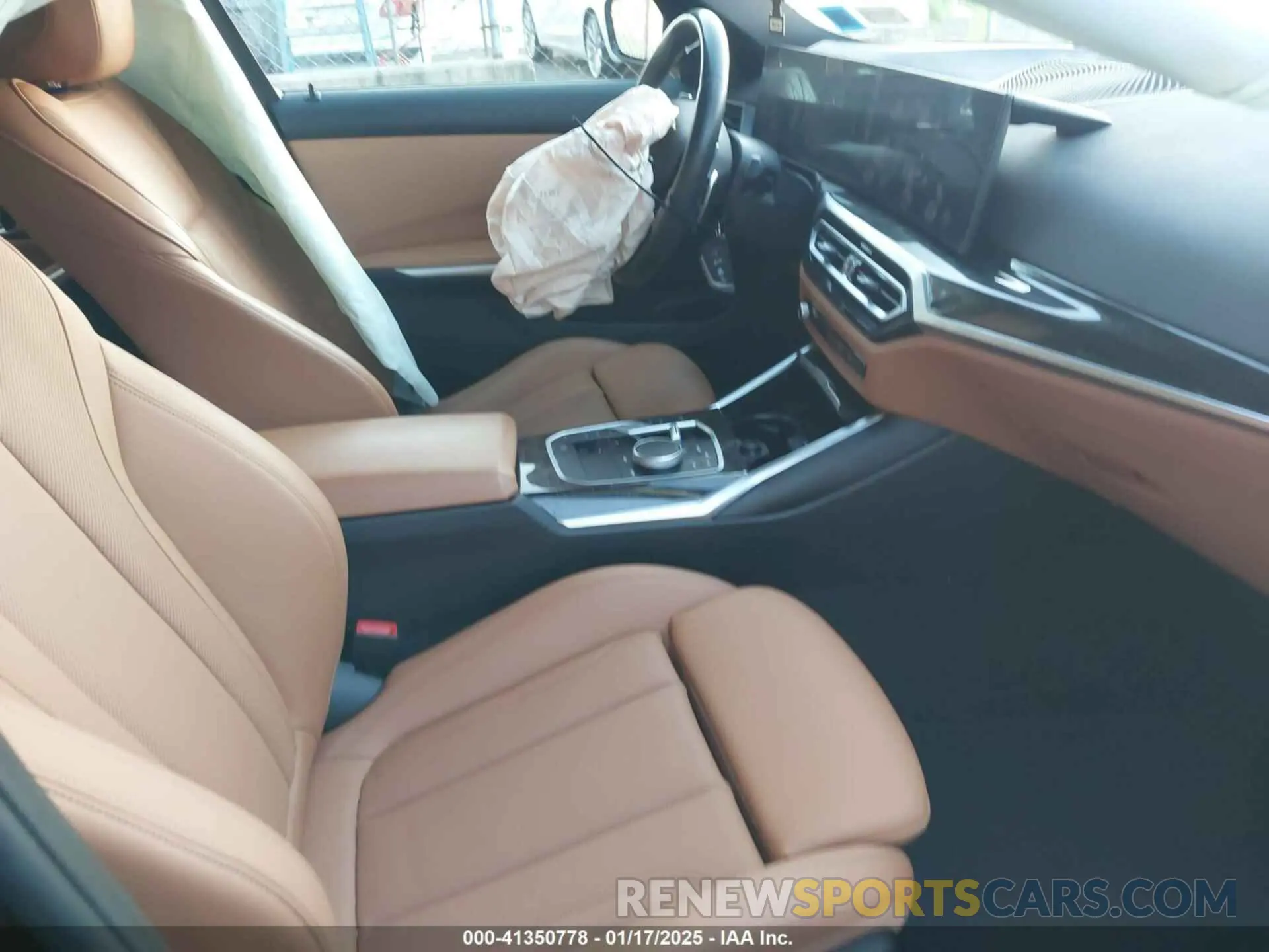 5 fotografías del automóvil dañado 3MW89FF04P8D21491 BMW 330I 2023