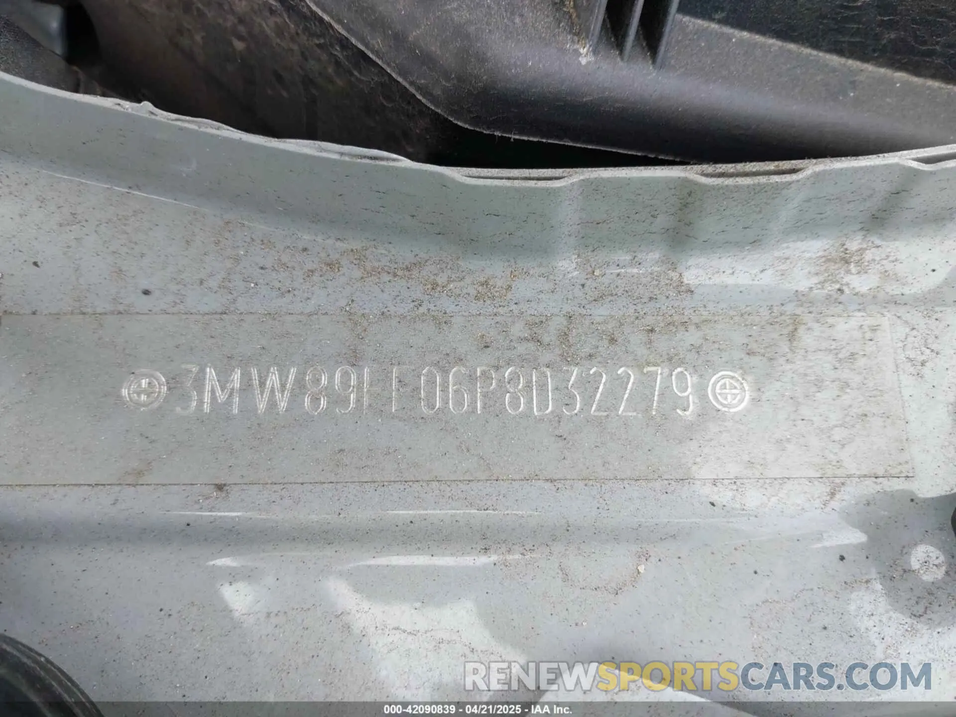 18 fotografías del automóvil dañado 3MW89FF06P8D32279 BMW 330I 2023