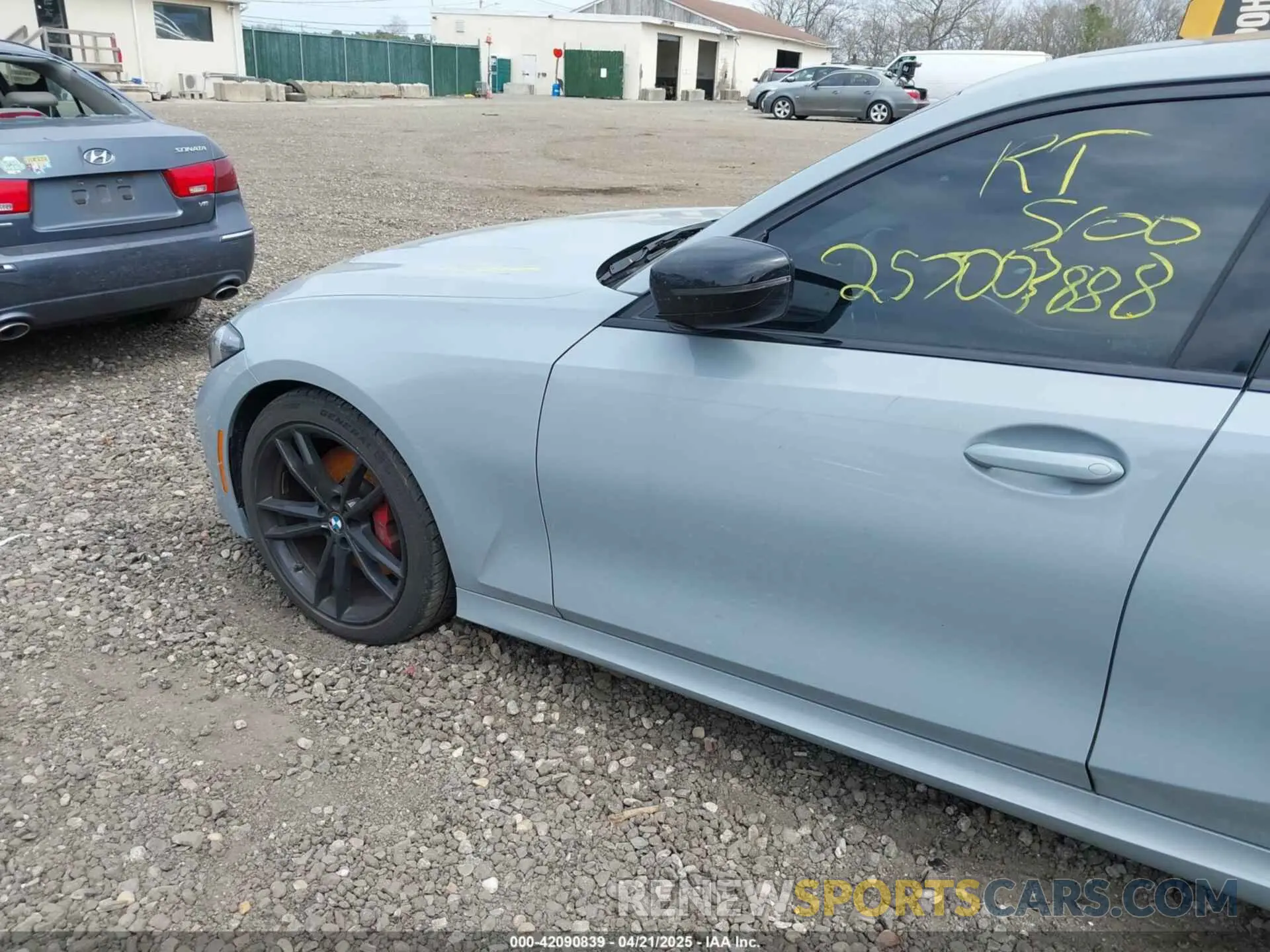 6 fotografías del automóvil dañado 3MW89FF06P8D32279 BMW 330I 2023