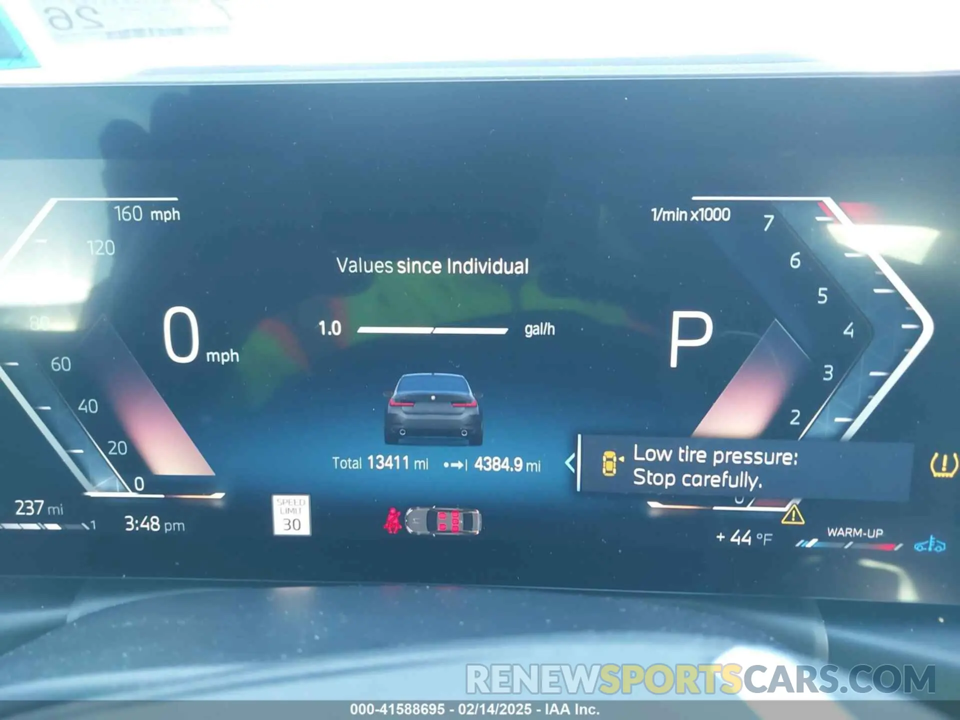 7 fotografías del automóvil dañado 3MW89FF06P8D52693 BMW 330I 2023