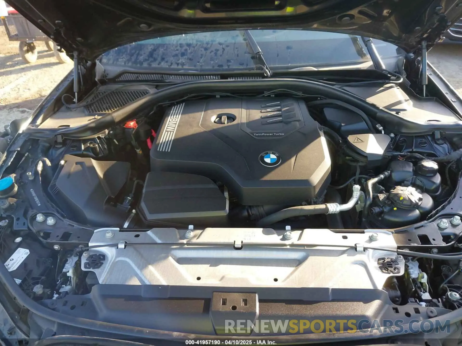 10 fotografías del automóvil dañado 3MW89FF09P8D19011 BMW 330I 2023
