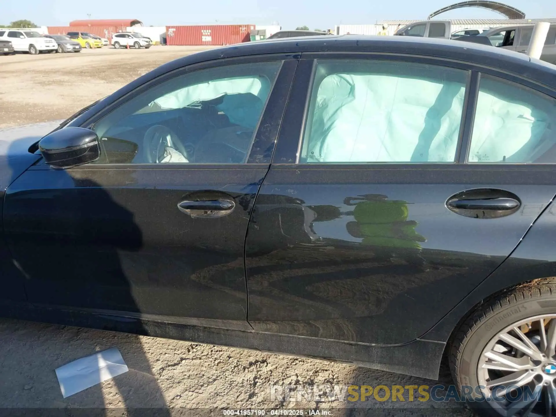 14 fotografías del automóvil dañado 3MW89FF09P8D19011 BMW 330I 2023