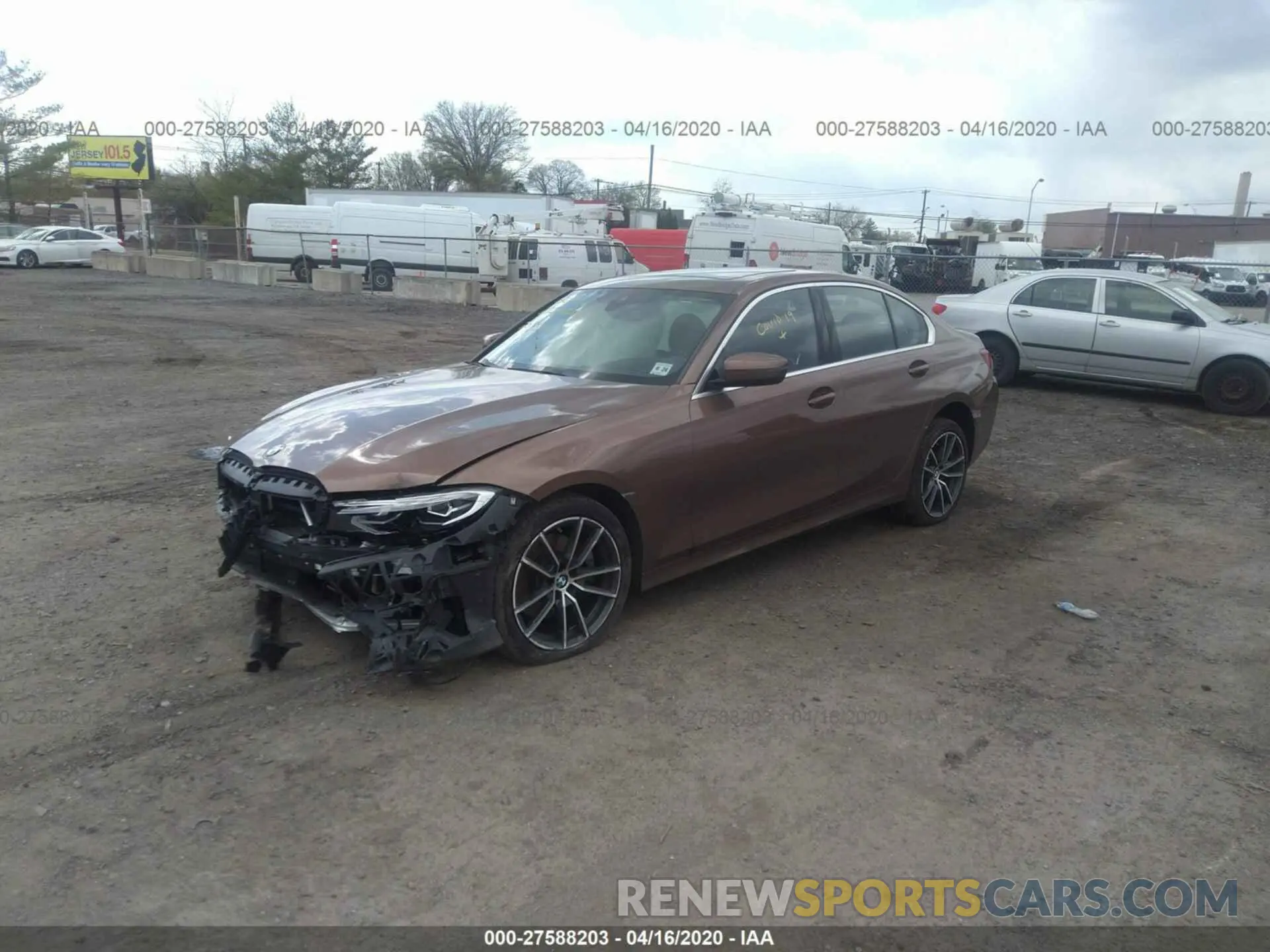 2 fotografías del automóvil dañado WBA5R7C57KFH02392 BMW 330XI 2019