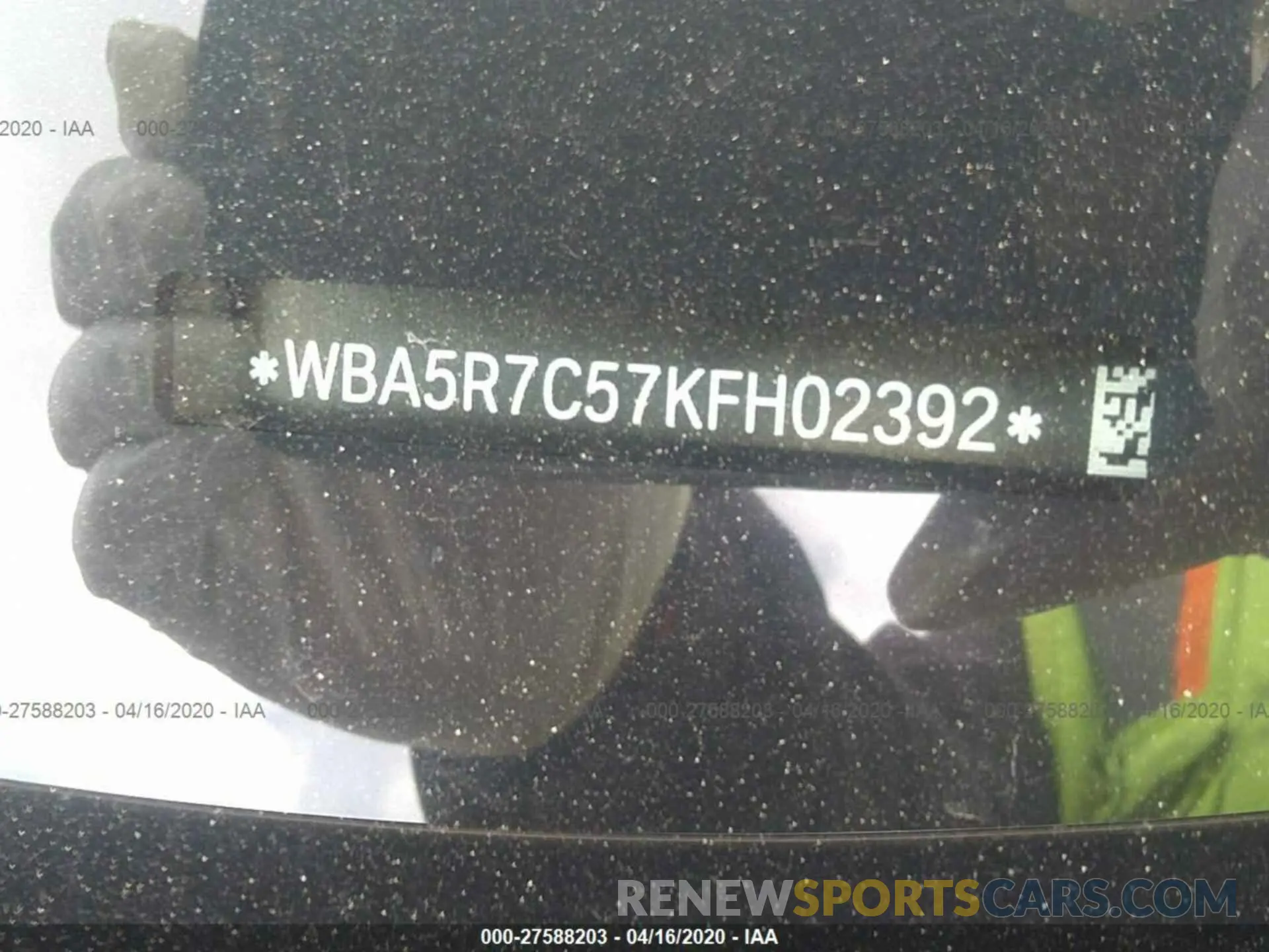 9 fotografías del automóvil dañado WBA5R7C57KFH02392 BMW 330XI 2019
