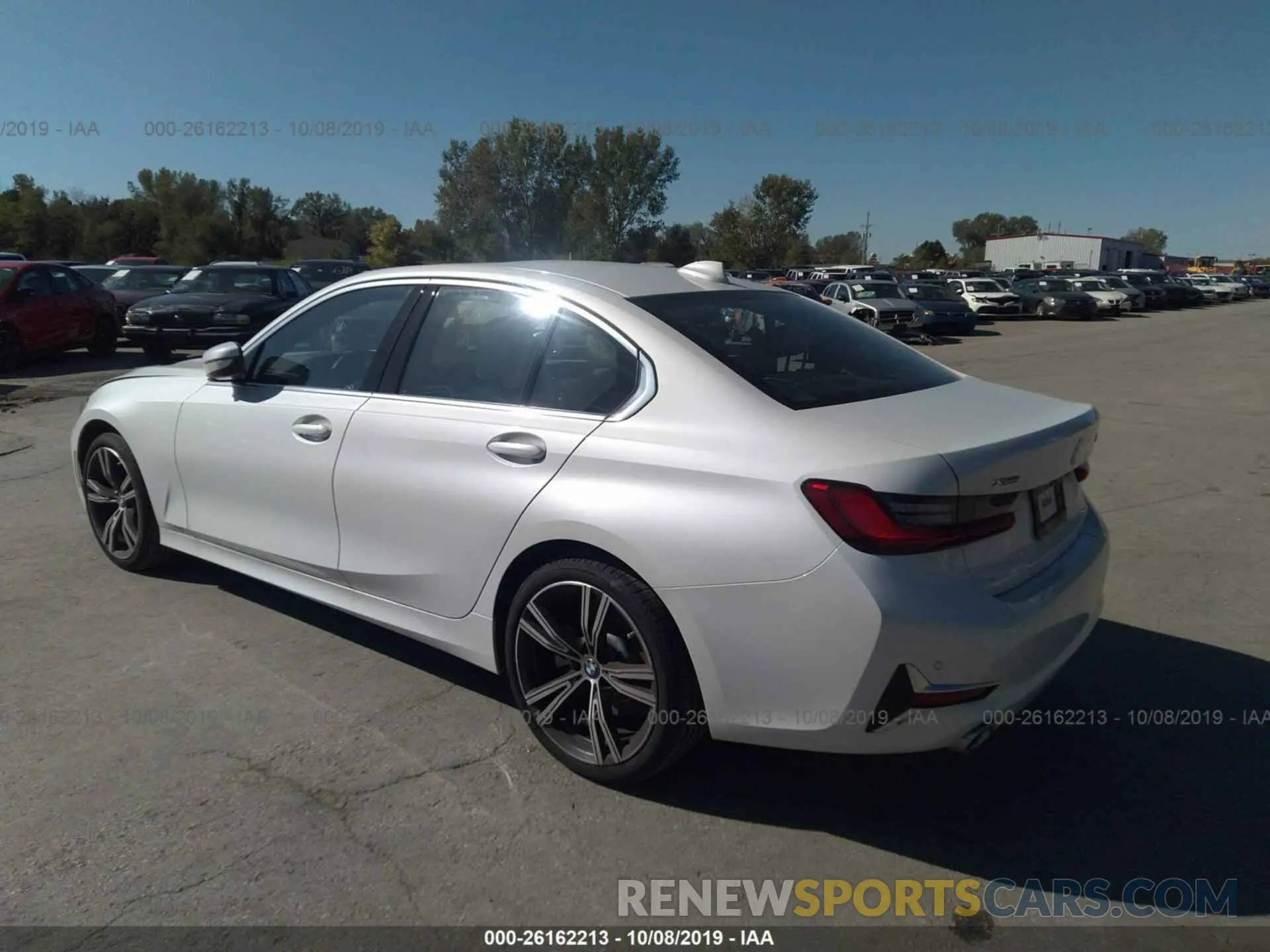 3 fotografías del automóvil dañado WBA5R7C59KAJ84053 BMW 330XI 2019