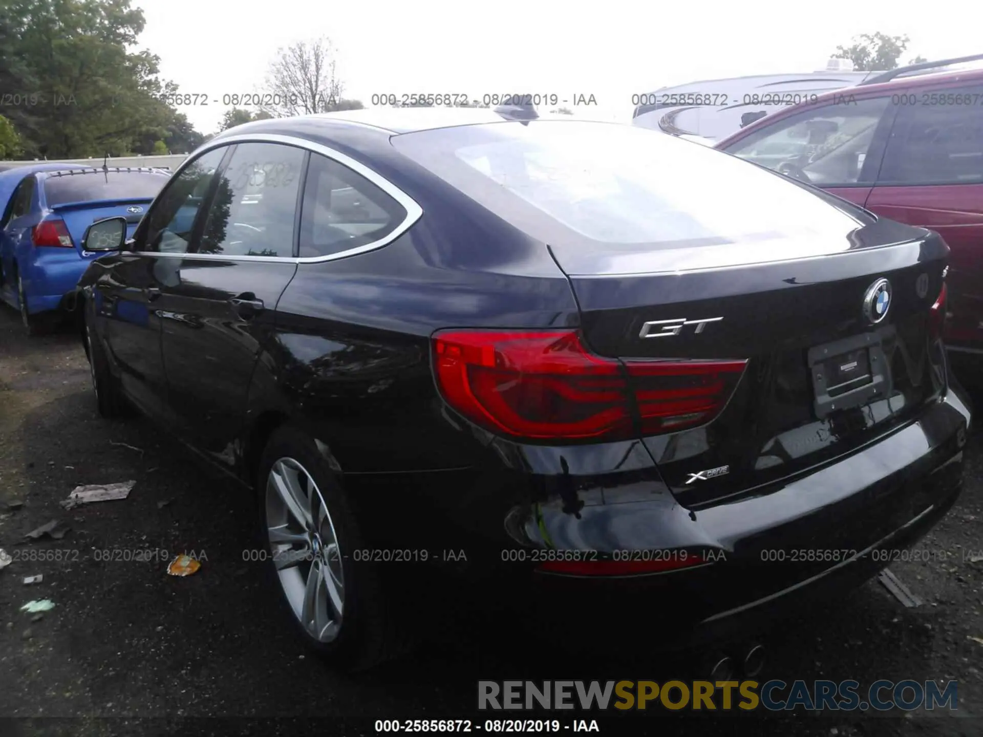 3 fotografías del automóvil dañado WBA8Z9C54KB220718 BMW 330XI 2019