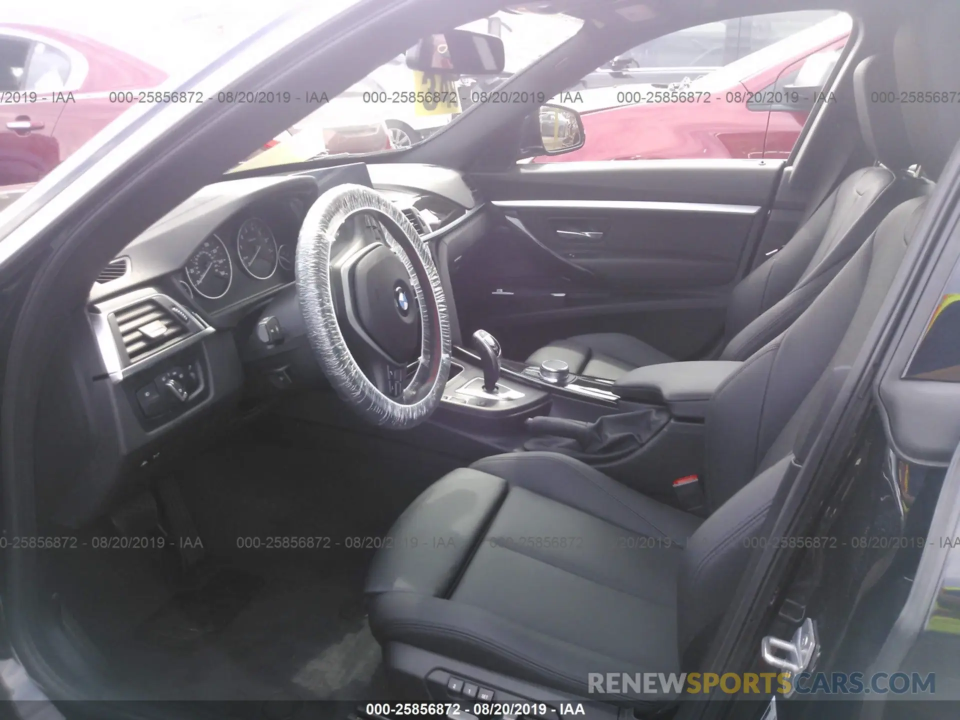 5 fotografías del automóvil dañado WBA8Z9C54KB220718 BMW 330XI 2019