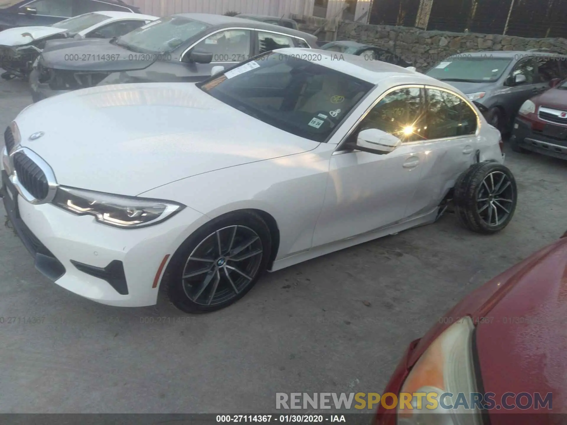 2 fotografías del automóvil dañado 3MW5R7J09L8B05971 BMW 330XI 2020