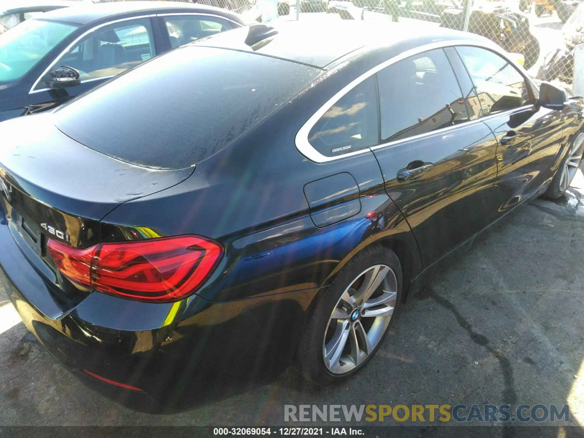 4 fotografías del automóvil dañado WBA4J1C58KBM12912 BMW 4 SERIES 2019
