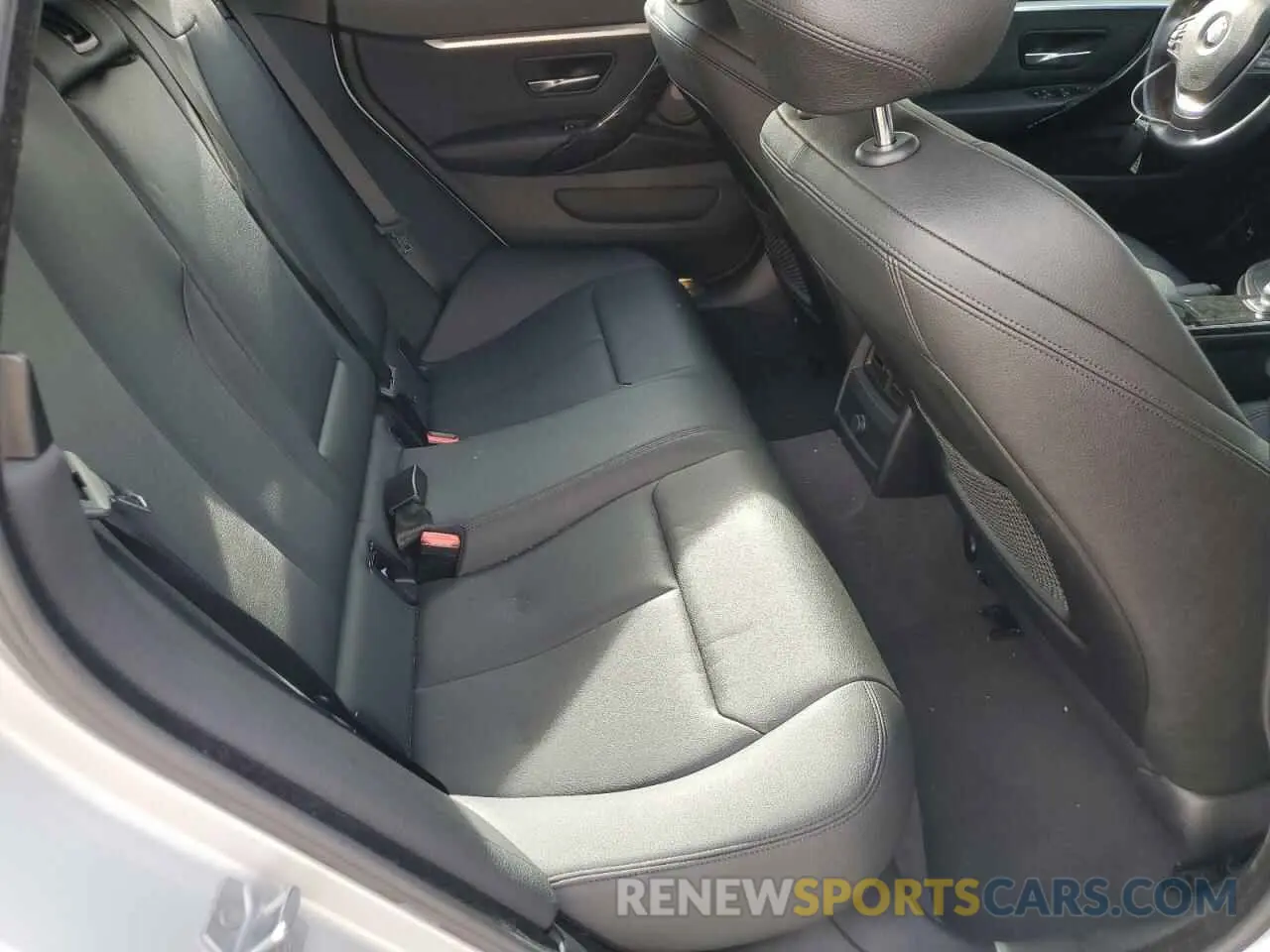 10 fotografías del automóvil dañado WBA4J1C59KBM17410 BMW 4 SERIES 2019