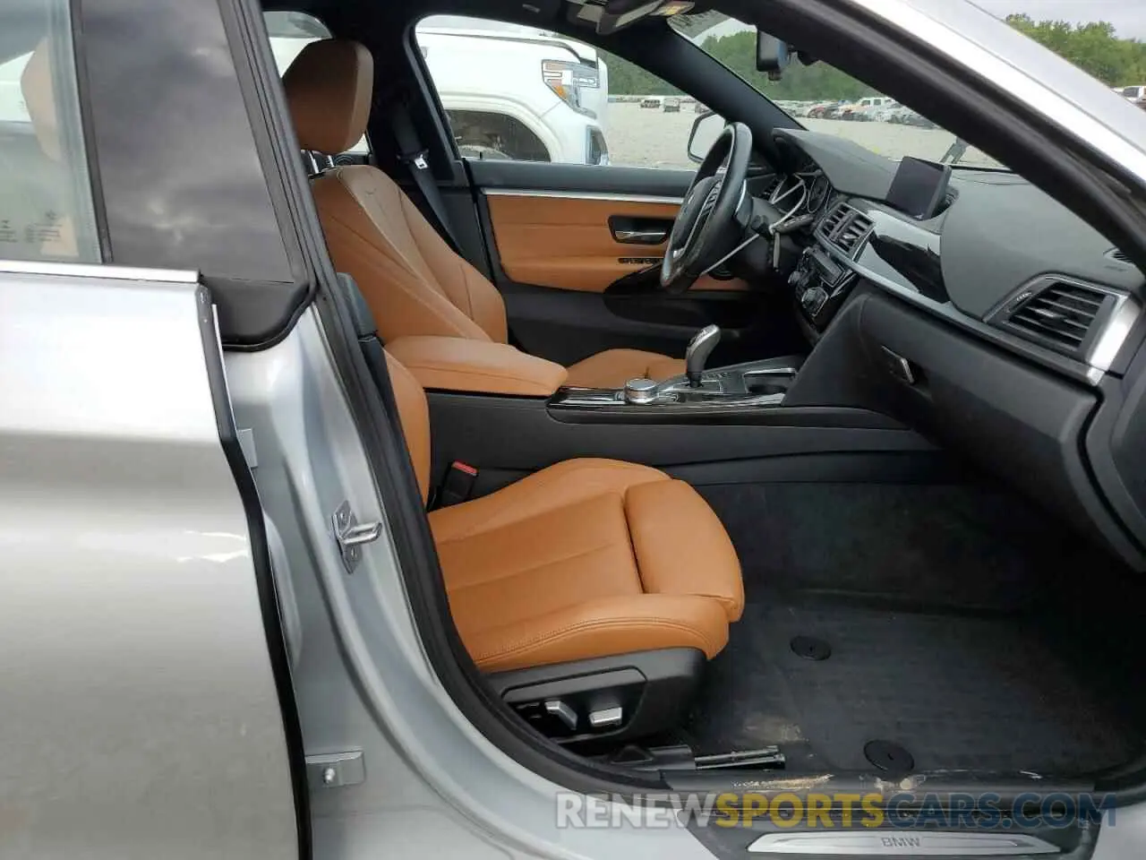 5 fotografías del automóvil dañado WBA4J5C50KBM65305 BMW 4 SERIES 2019