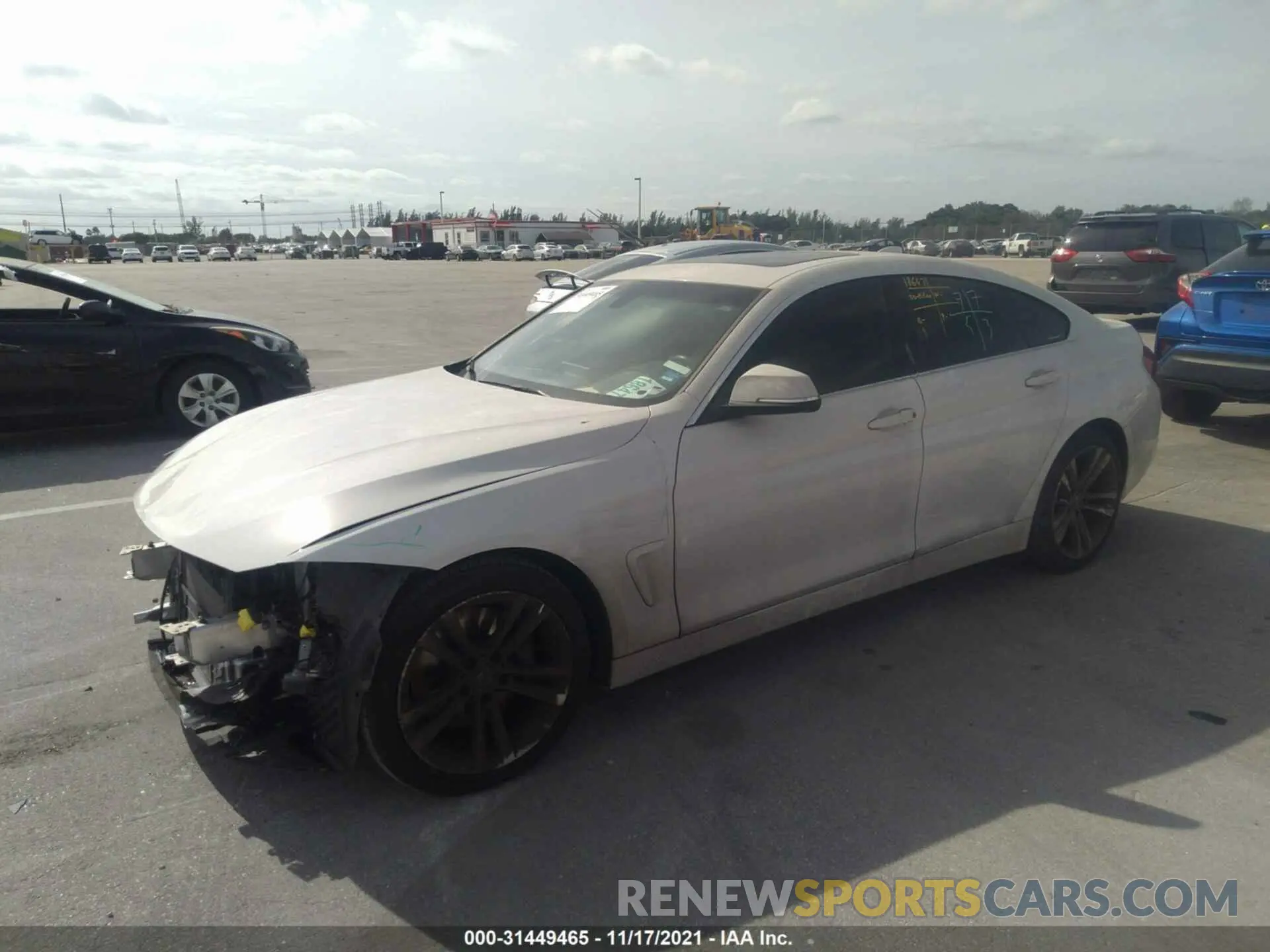 2 fotografías del automóvil dañado WBA4J5C53KBM65928 BMW 4 SERIES 2019