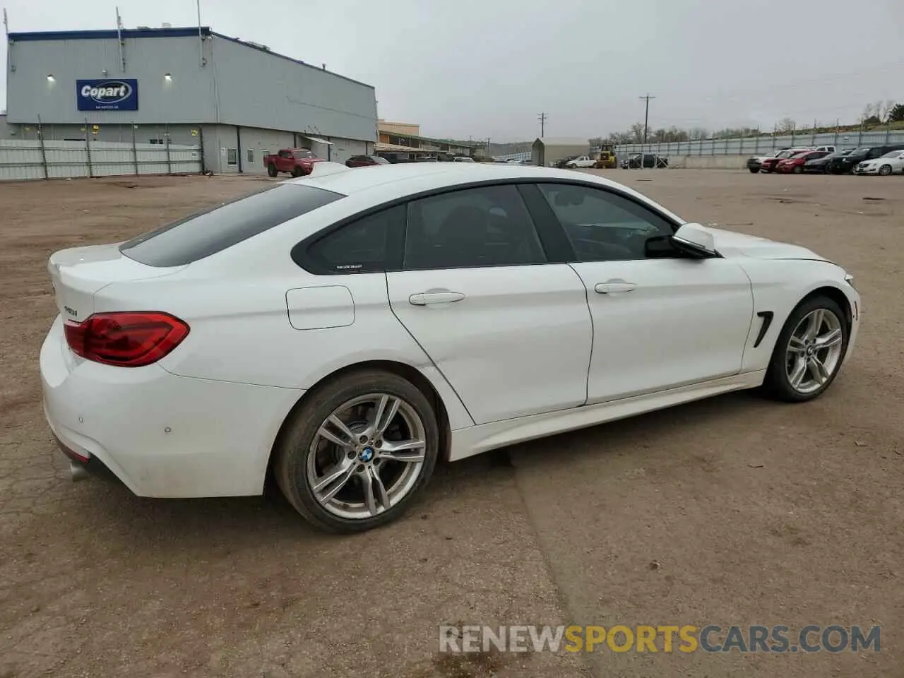 3 fotografías del automóvil dañado WBA4J7C5XKBM75674 BMW 4 SERIES 2019