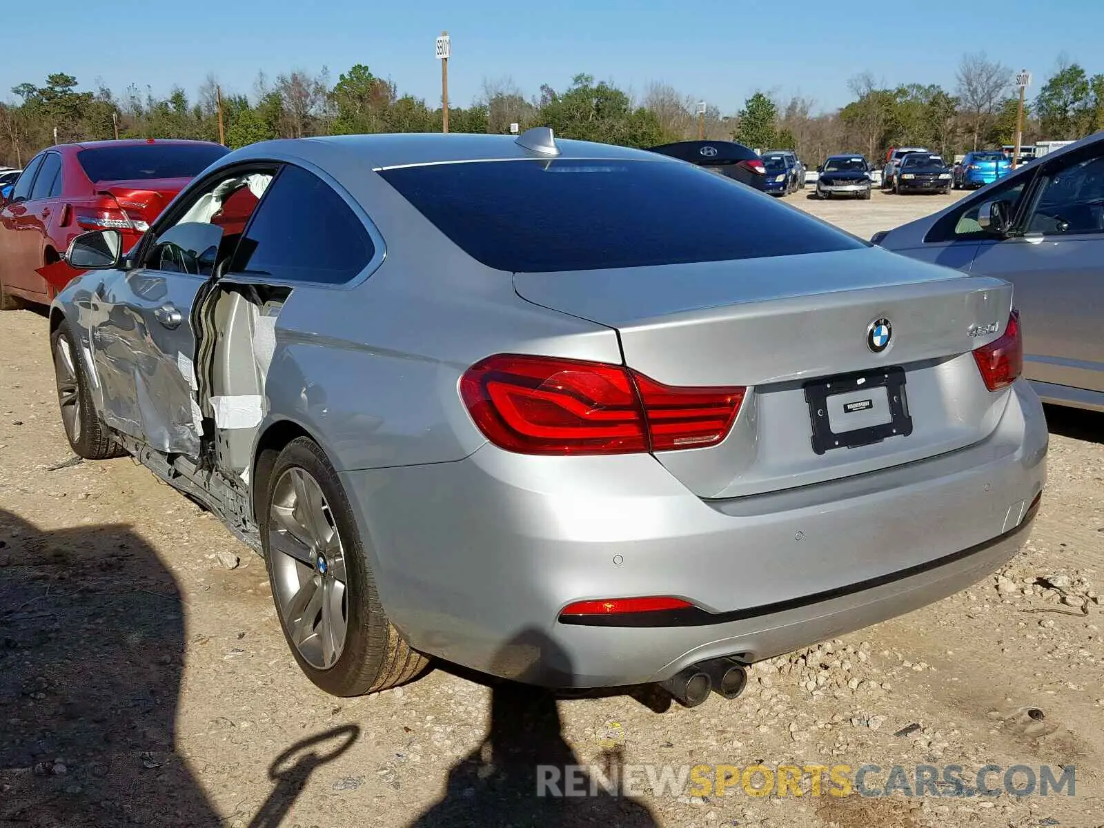 3 fotografías del automóvil dañado WBA4W3C51KAF92742 BMW 4 SERIES 2019
