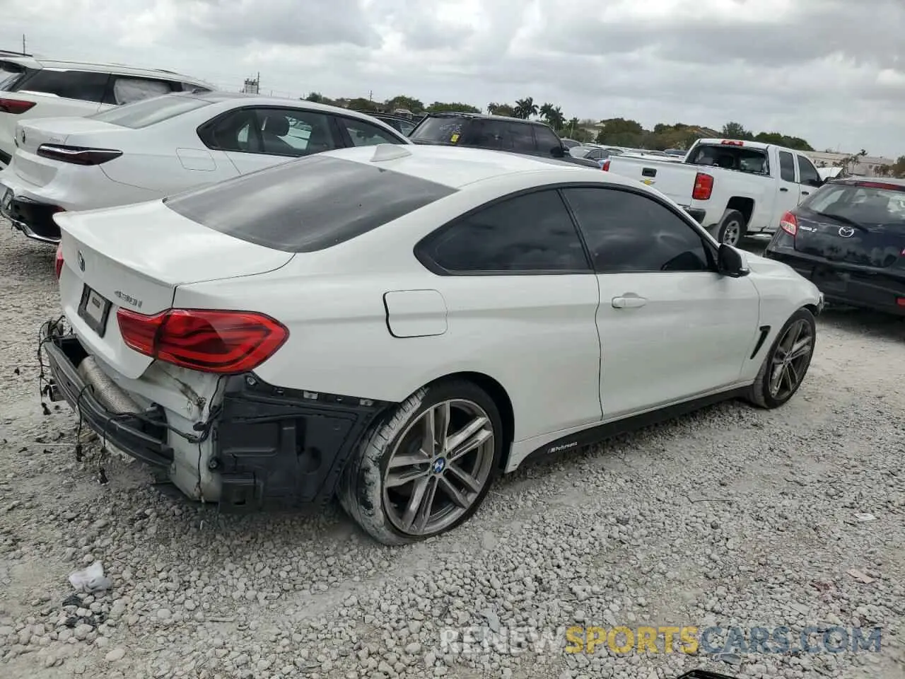 3 fotografías del automóvil dañado WBA4W3C54KAF92329 BMW 4 SERIES 2019