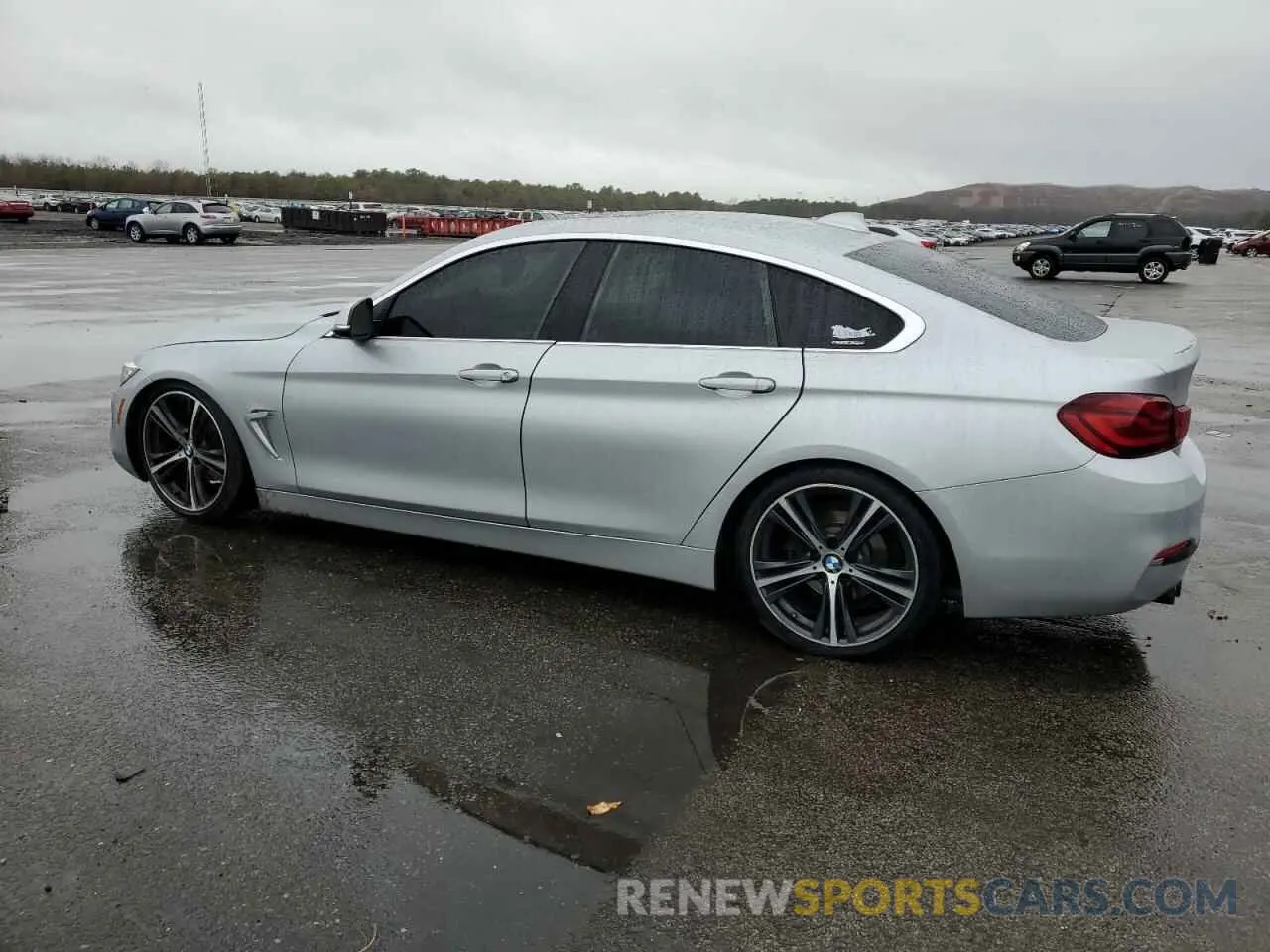2 fotografías del automóvil dañado WBA4J1C08LBU68080 BMW 4 SERIES 2020