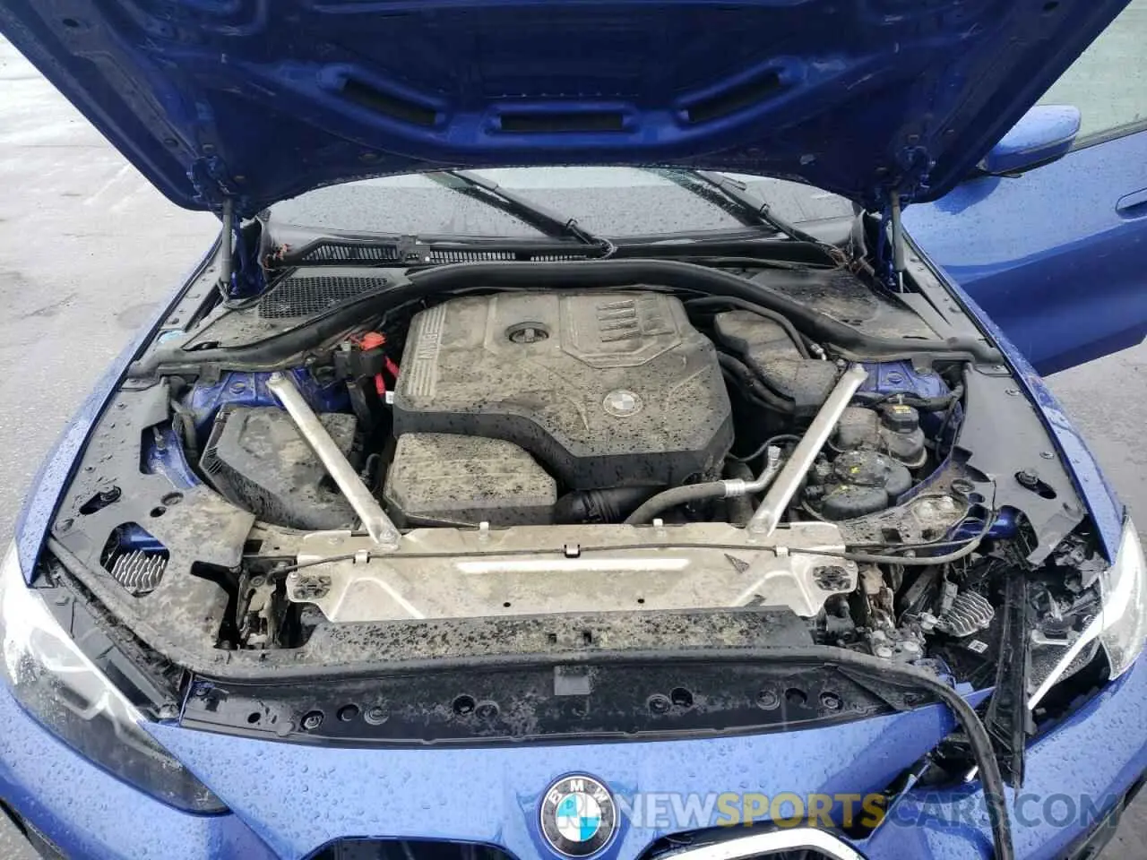 11 fotografías del automóvil dañado WBA63AV01NFL98112 BMW 4 SERIES 2022