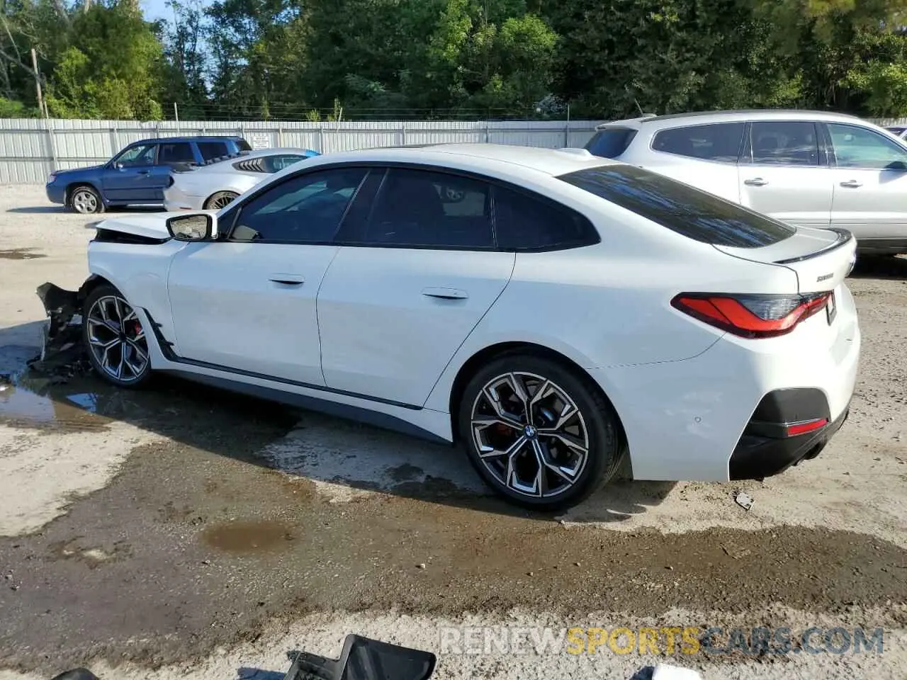 2 fotografías del automóvil dañado WBA63AV01NFM18231 BMW 4 SERIES 2022