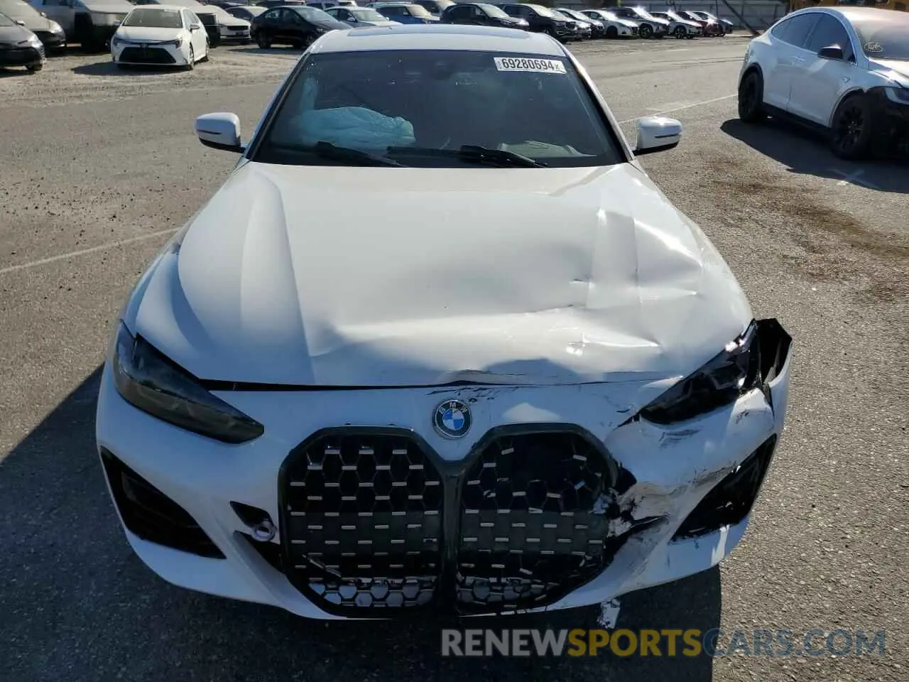 5 fotografías del automóvil dañado WBA63AV02NFL96708 BMW 4 SERIES 2022