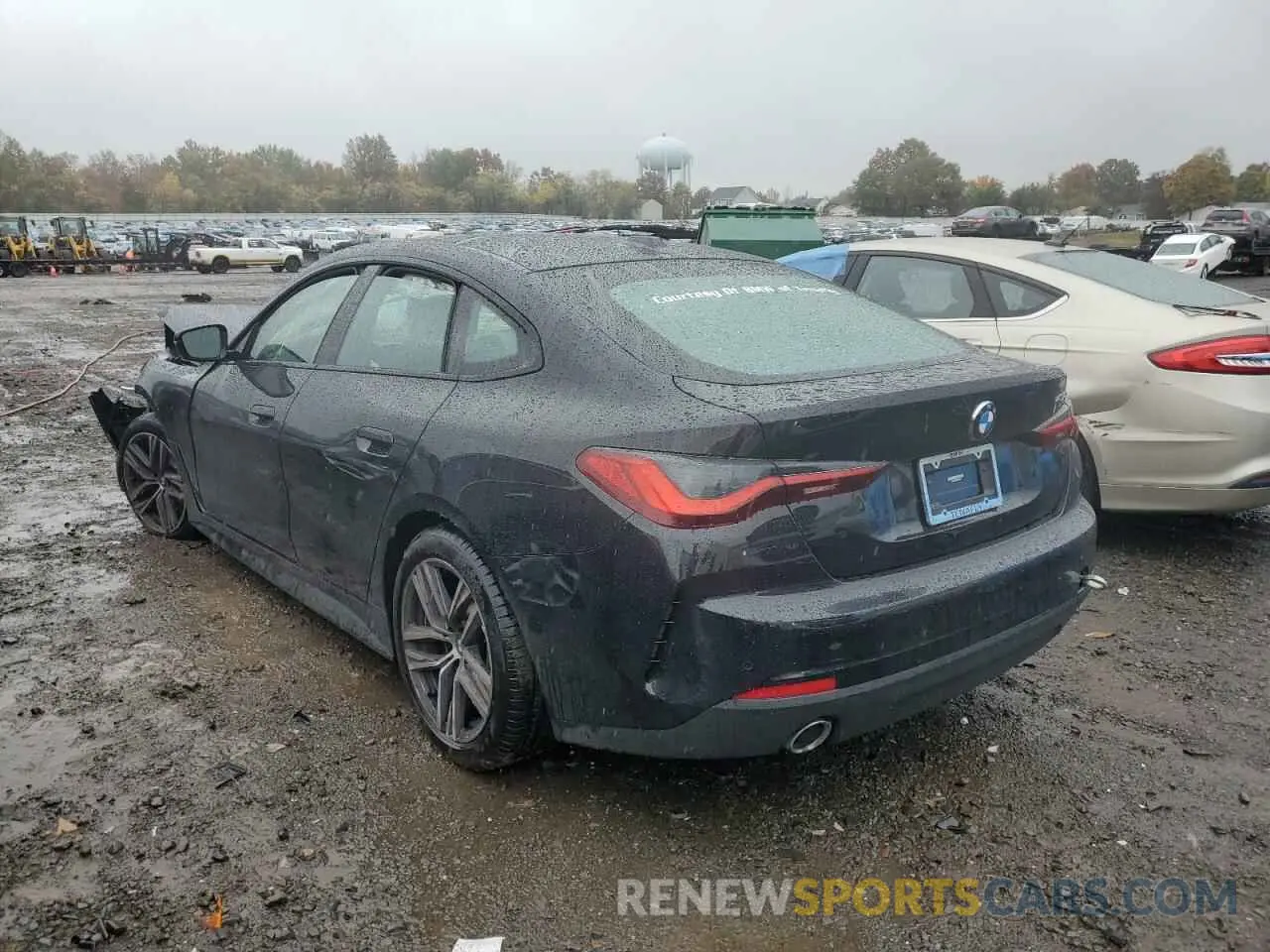 3 fotografías del automóvil dañado WBA63AV06NFM10786 BMW 4 SERIES 2022