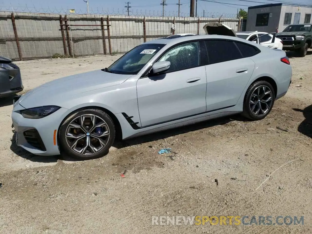 1 fotografías del automóvil dañado WBA63AV07NFM04916 BMW 4 SERIES 2022