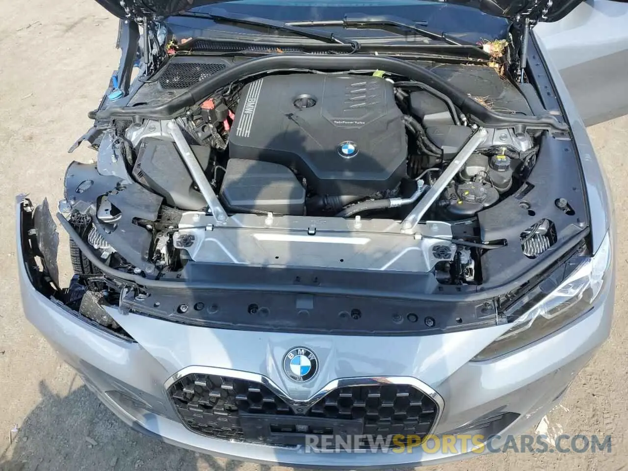 11 fotografías del automóvil dañado WBA63AV07NFM09890 BMW 4 SERIES 2022